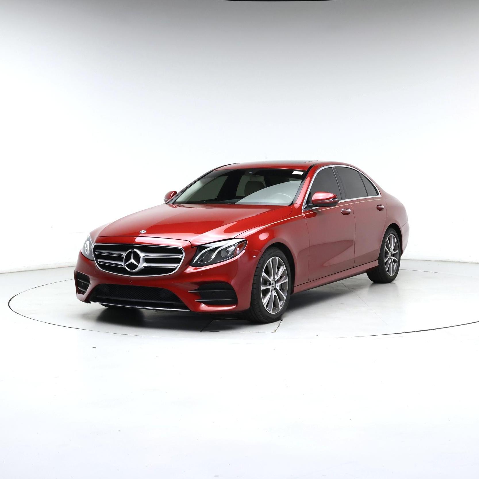 Thumbnail: 2020 Mercedes-Benz E-Class - 4