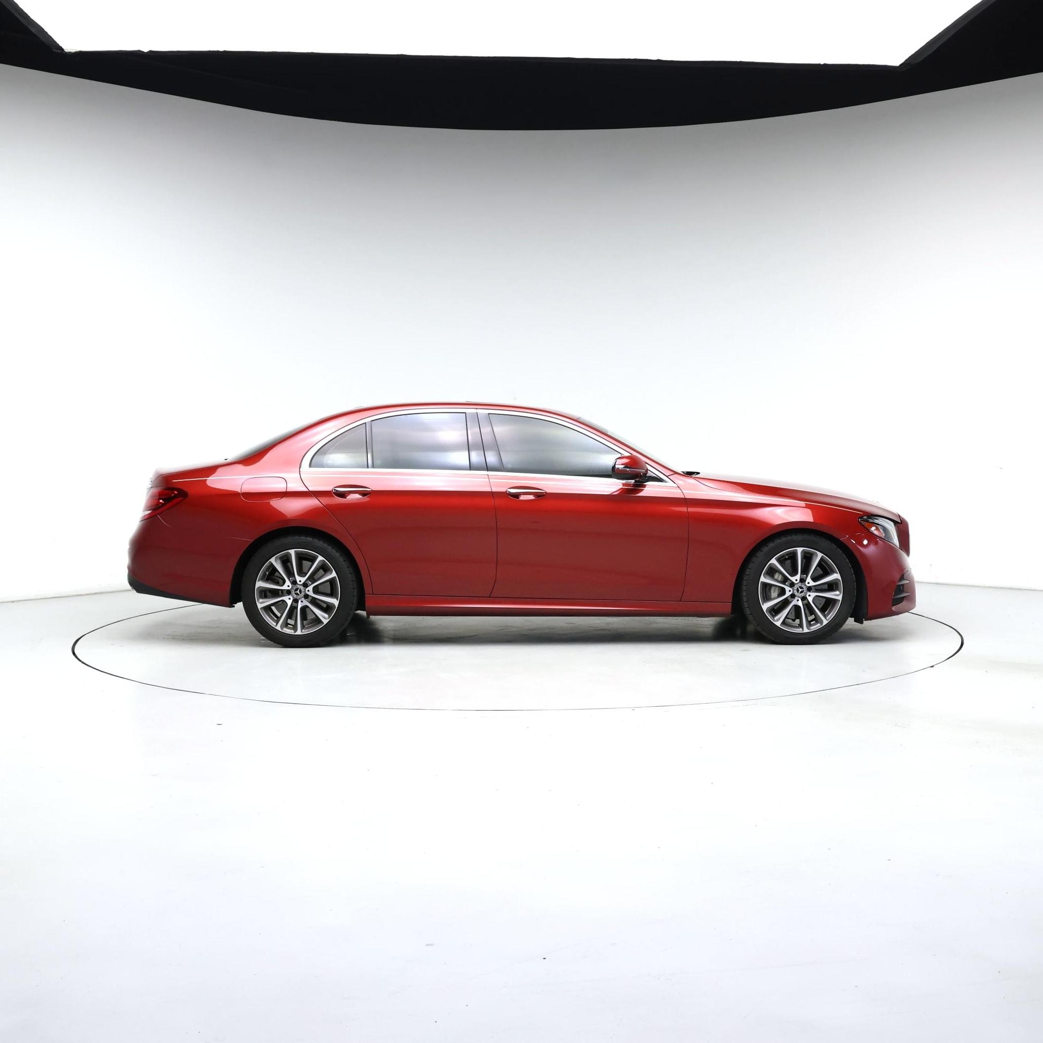 Thumbnail: 2020 Mercedes-Benz E-Class - 7