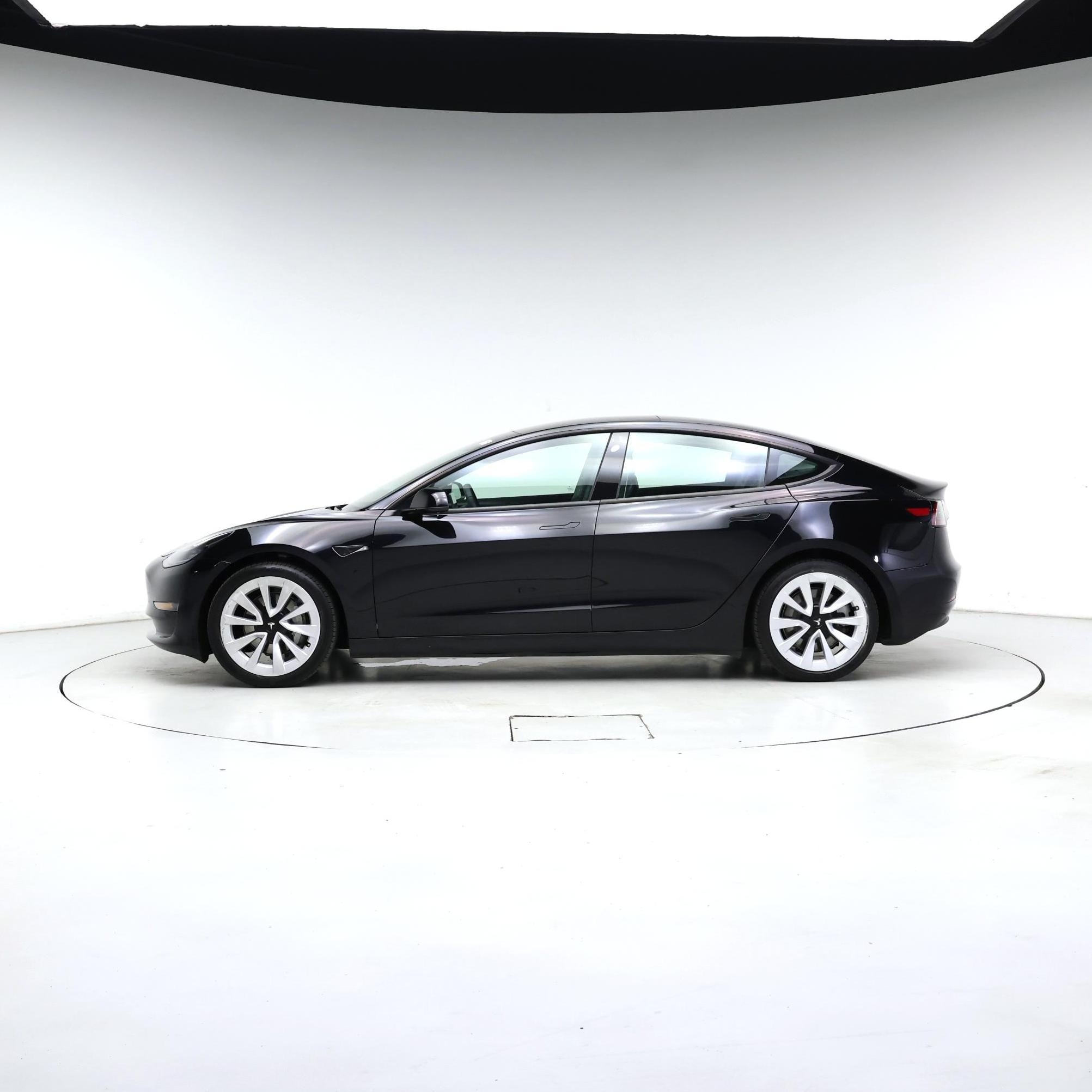 Thumbnail: 2022 Tesla Model 3 - 3