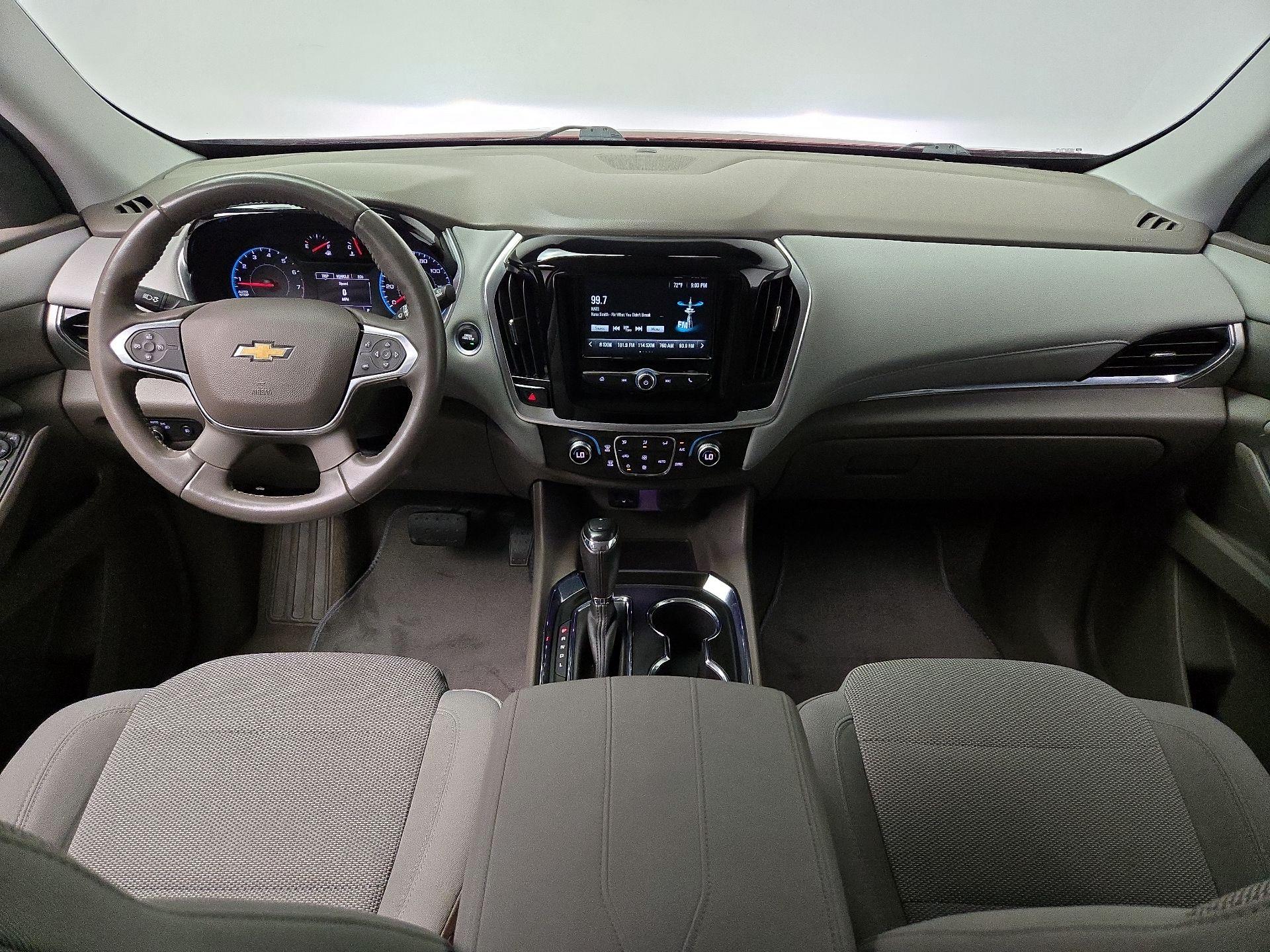 Thumbnail: 2018 Chevrolet Traverse - 9