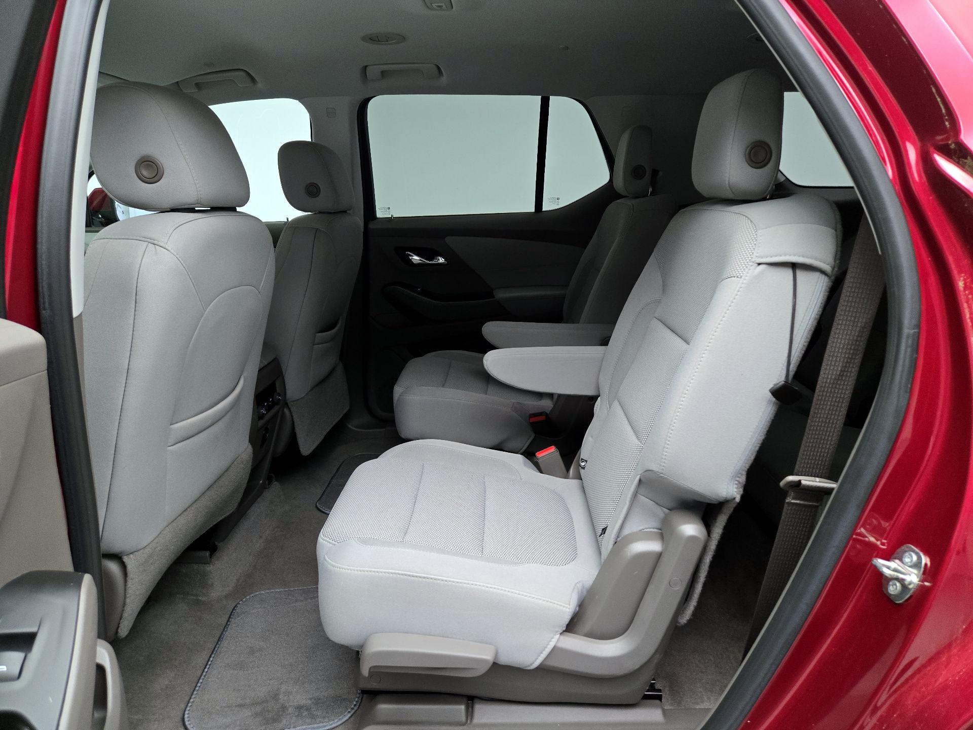 Thumbnail: 2018 Chevrolet Traverse - 19