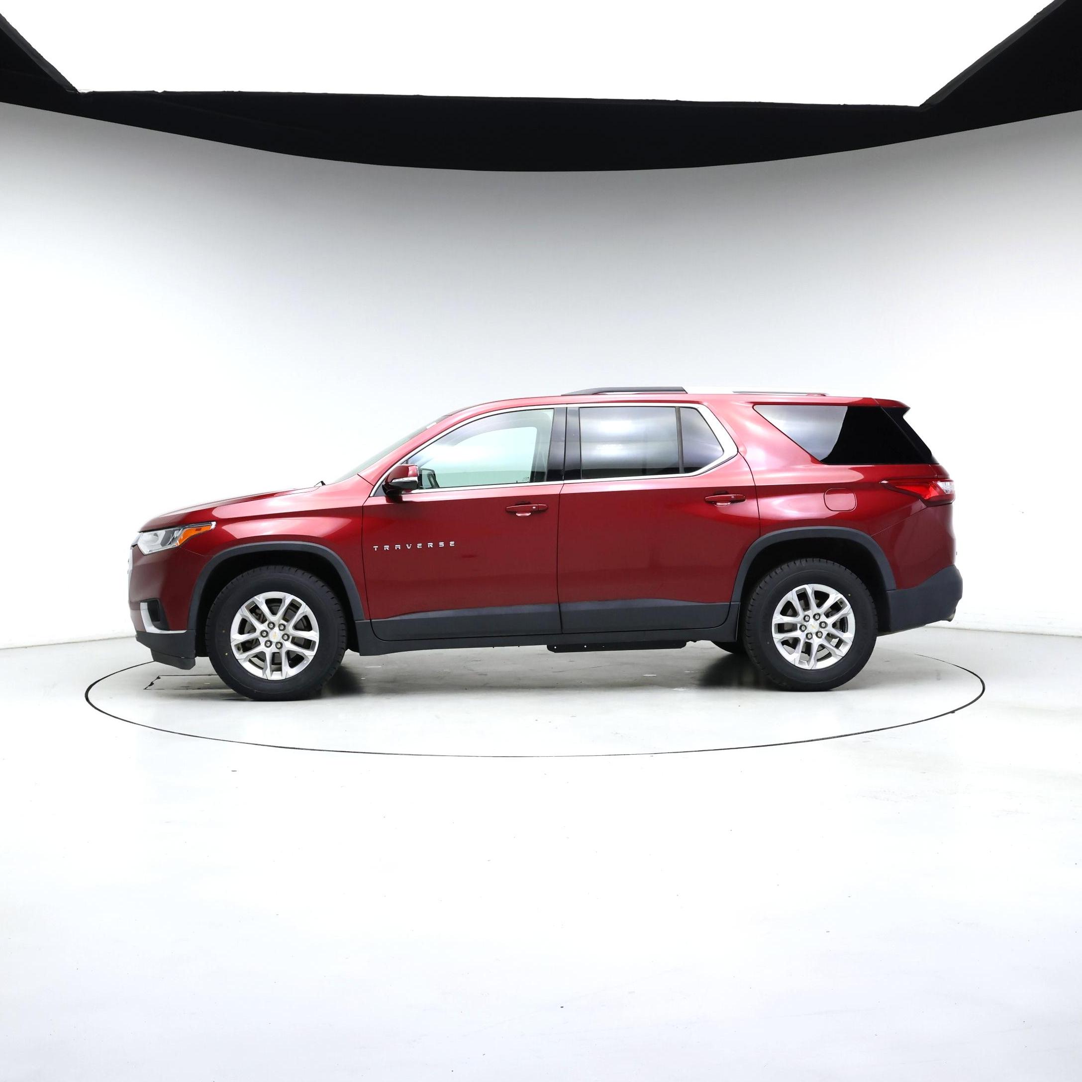 Thumbnail: 2018 Chevrolet Traverse - 3