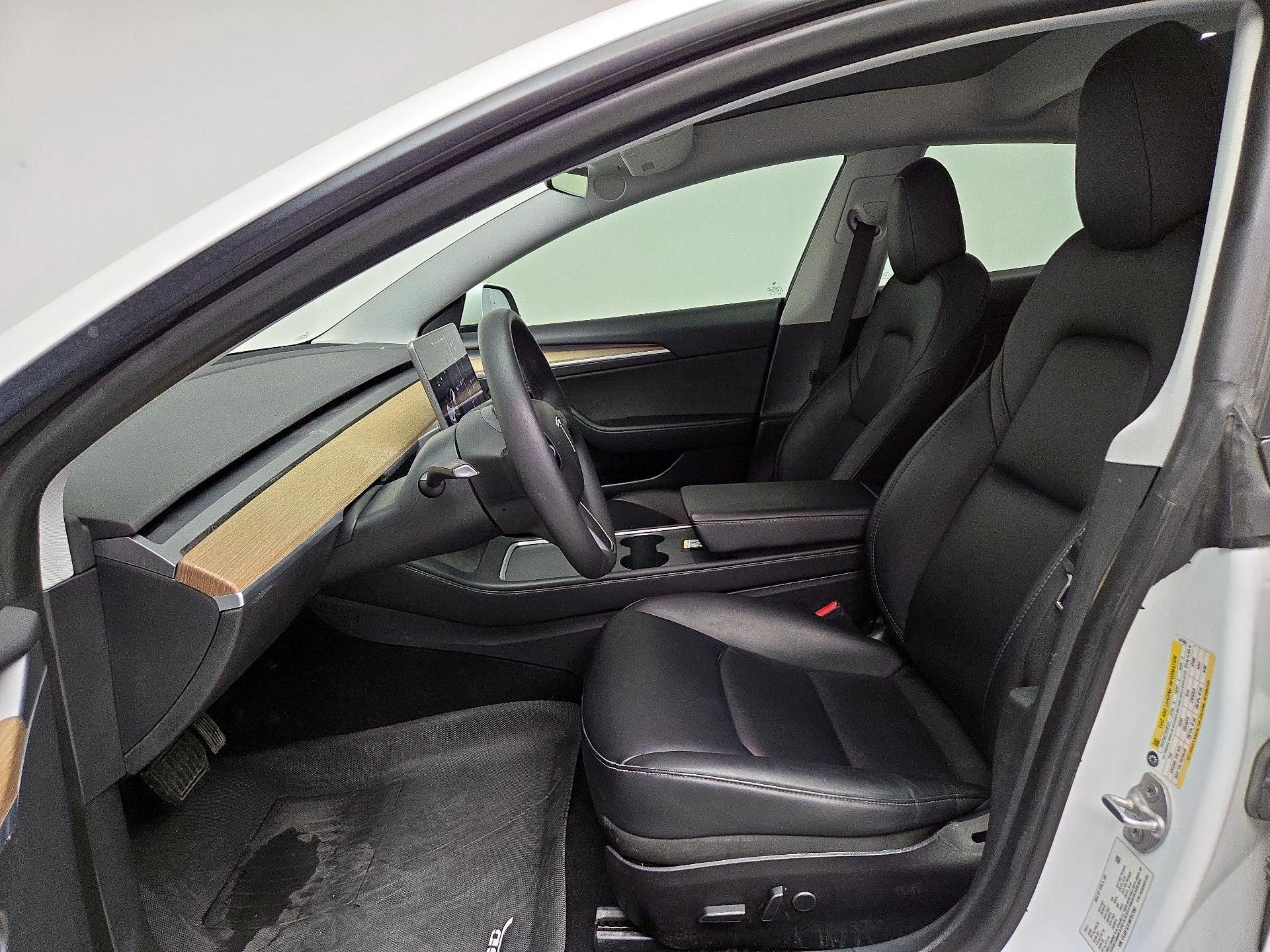 Thumbnail: 2021 Tesla Model 3 - 11