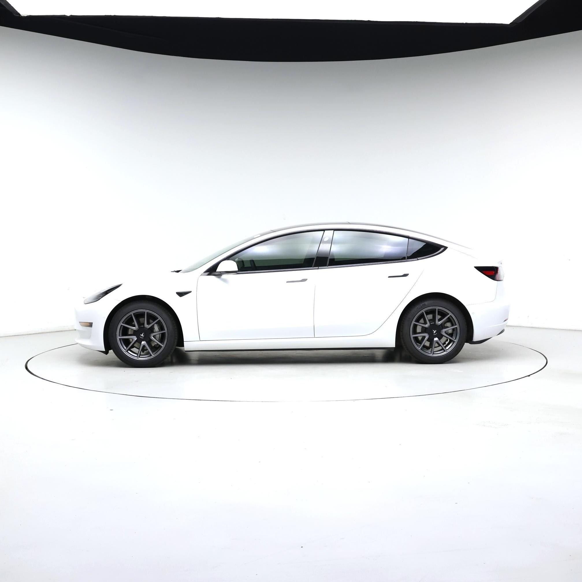 Thumbnail: 2021 Tesla Model 3 - 3