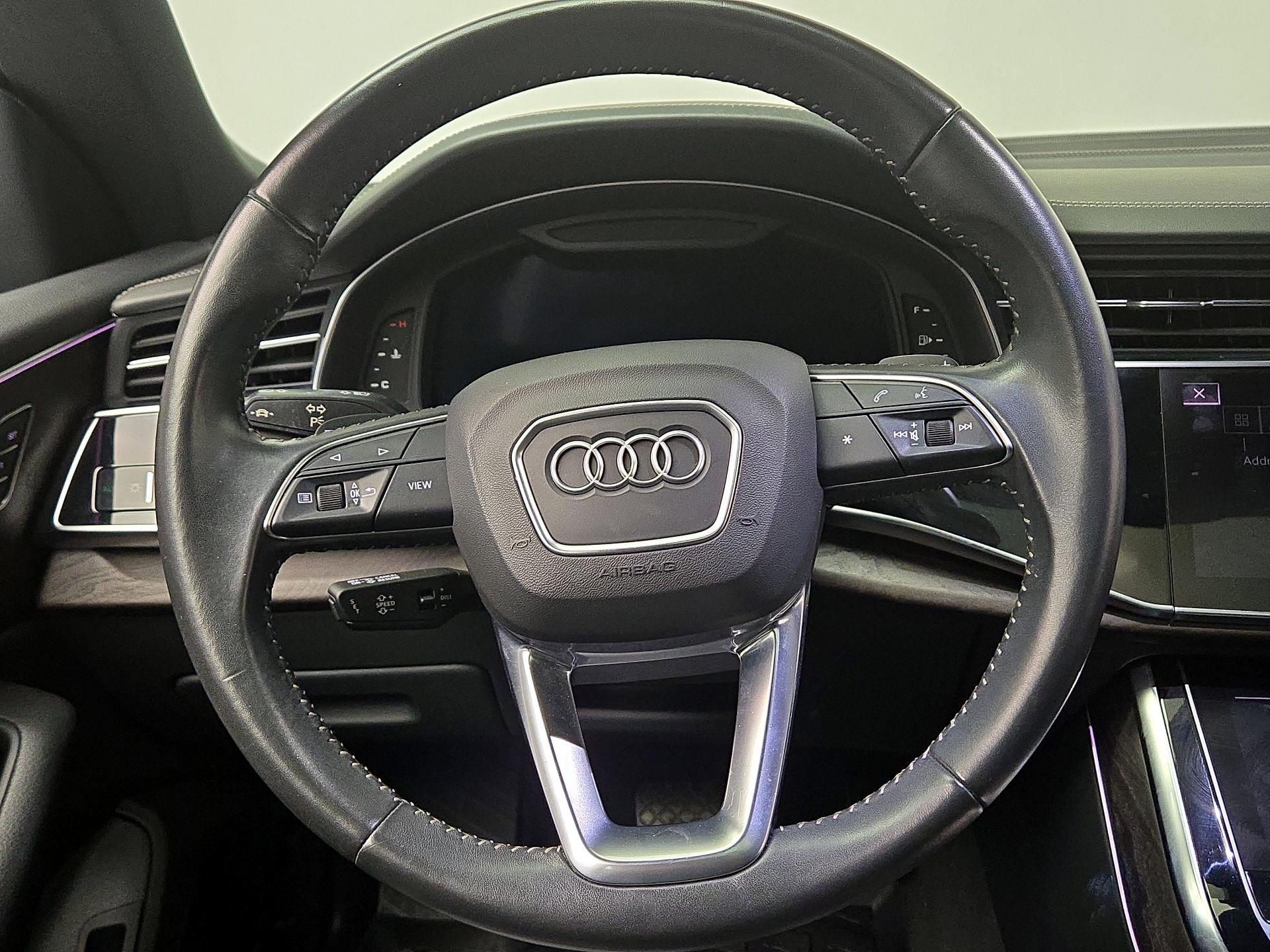 Thumbnail: 2019 Audi Q8 - 10