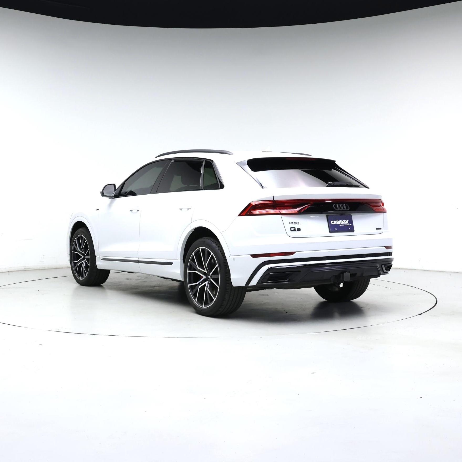 Thumbnail: 2019 Audi Q8 - 2