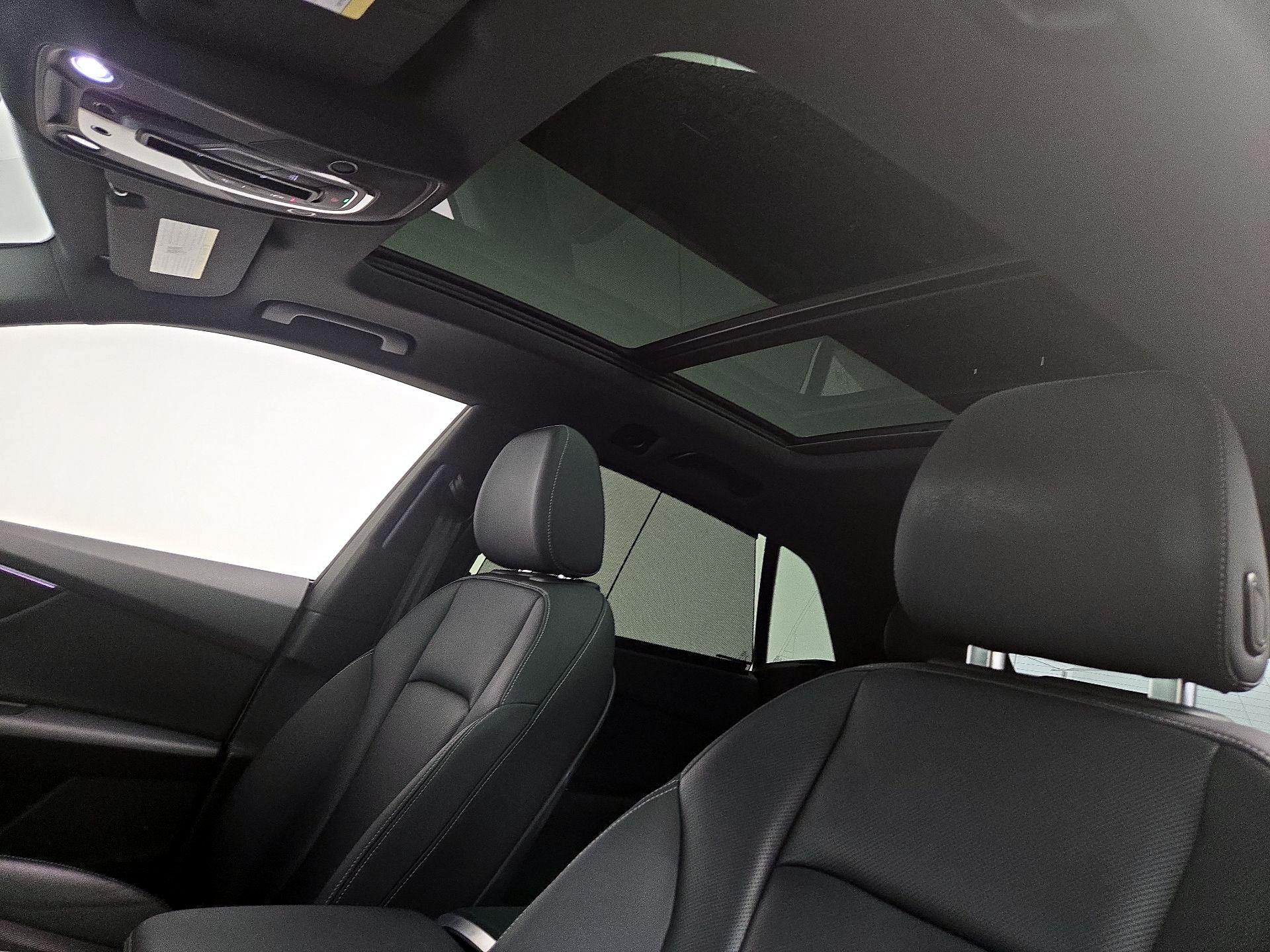 Thumbnail: 2019 Audi Q8 - 20