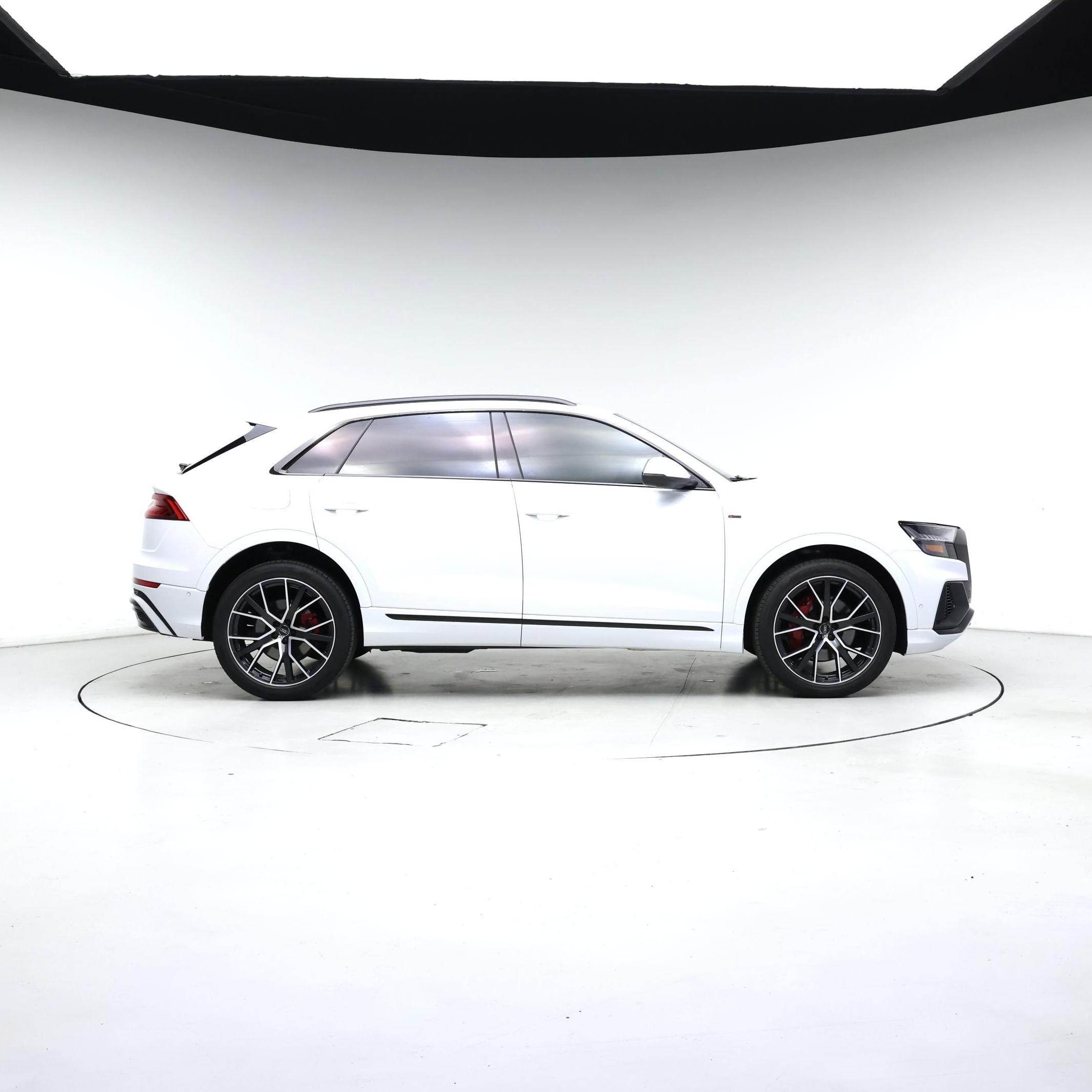 Thumbnail: 2019 Audi Q8 - 7