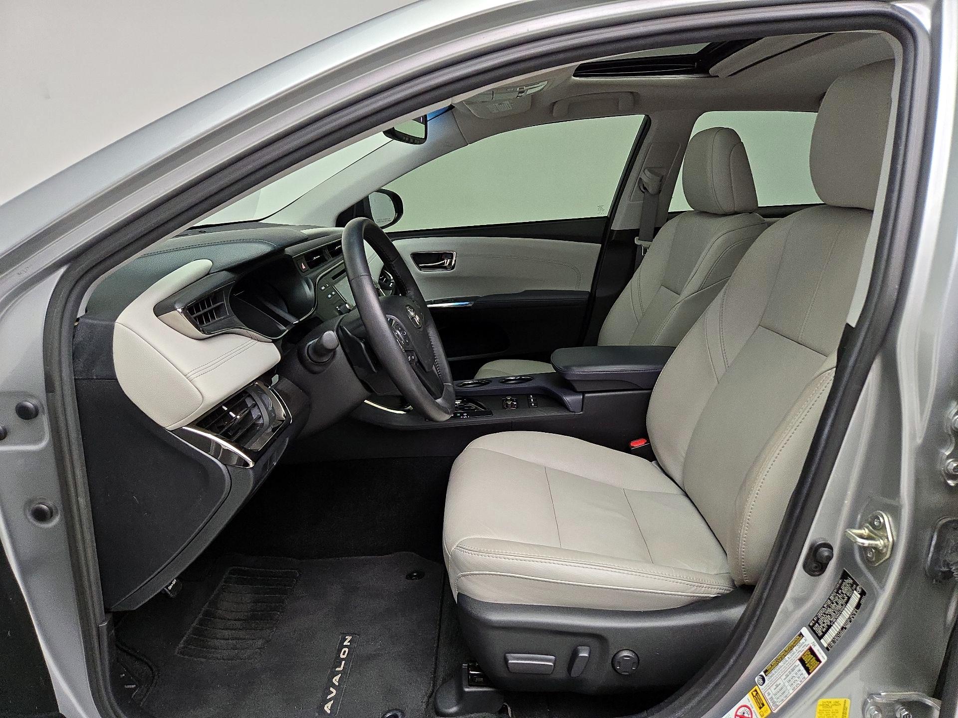 Thumbnail: 2015 Toyota Avalon - 11