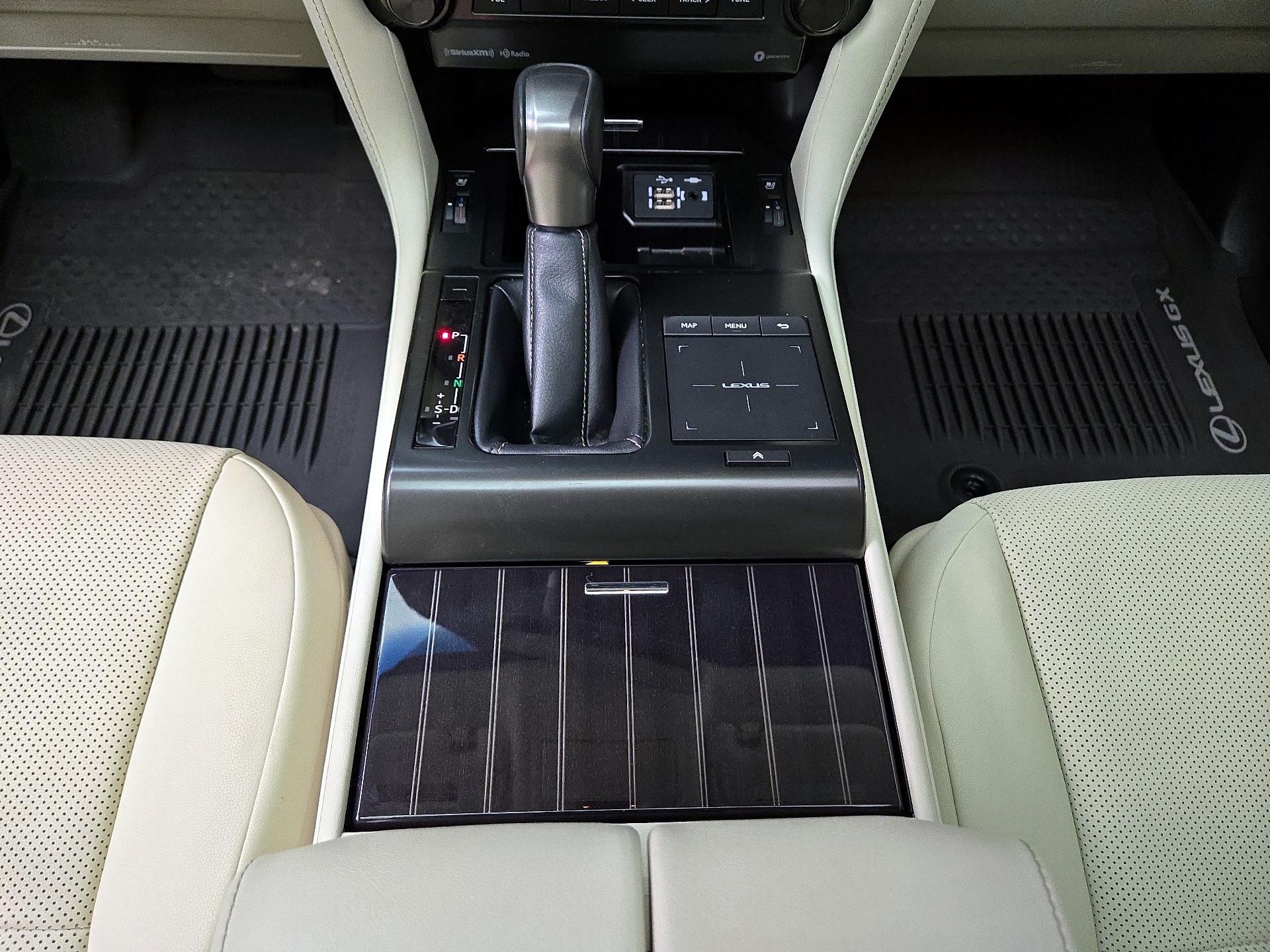 Thumbnail: 2022 Lexus GX - 18