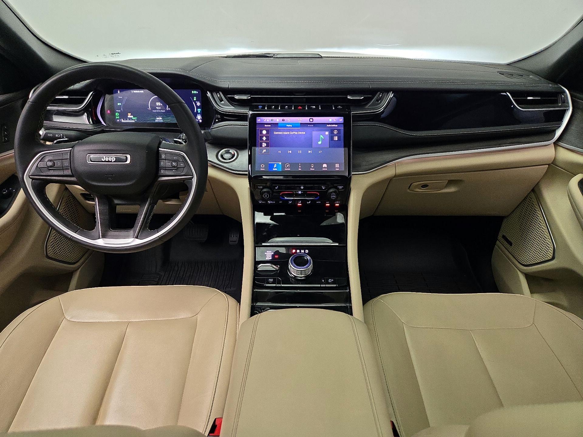 Thumbnail: 2022 Jeep Grand Cherokee - 9