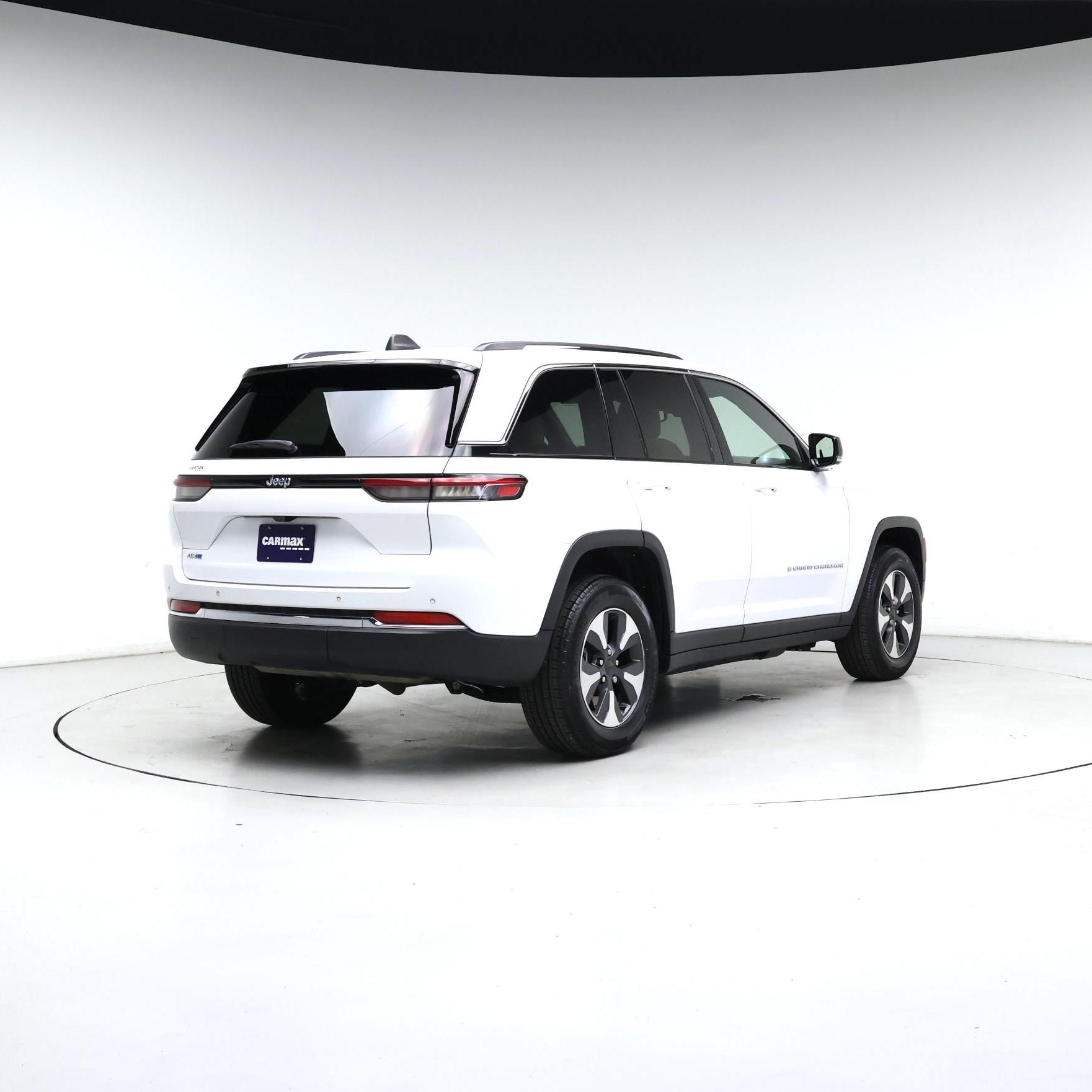 Thumbnail: 2022 Jeep Grand Cherokee - 8
