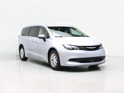 2022 Chrysler Voyager LX