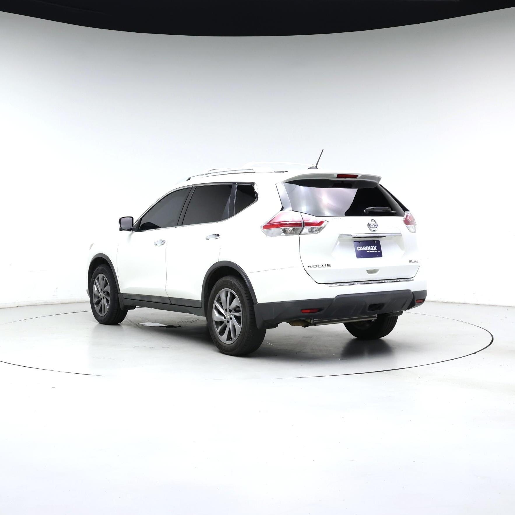 Thumbnail: 2015 Nissan Rogue - 2