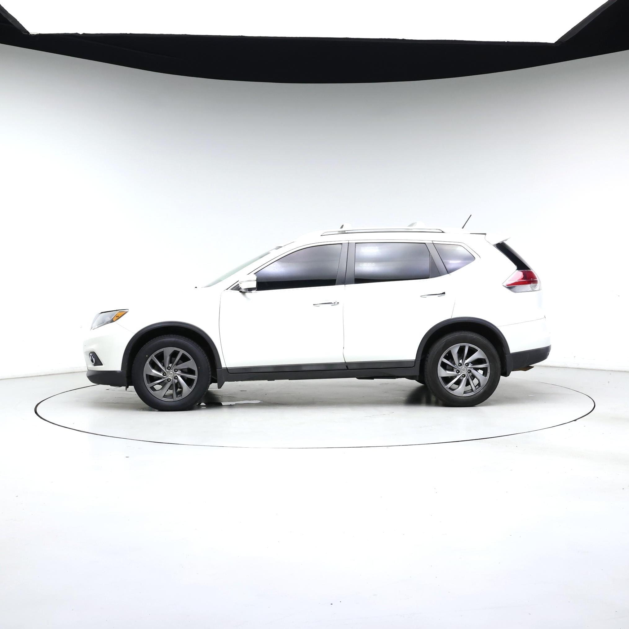 Thumbnail: 2015 Nissan Rogue - 3