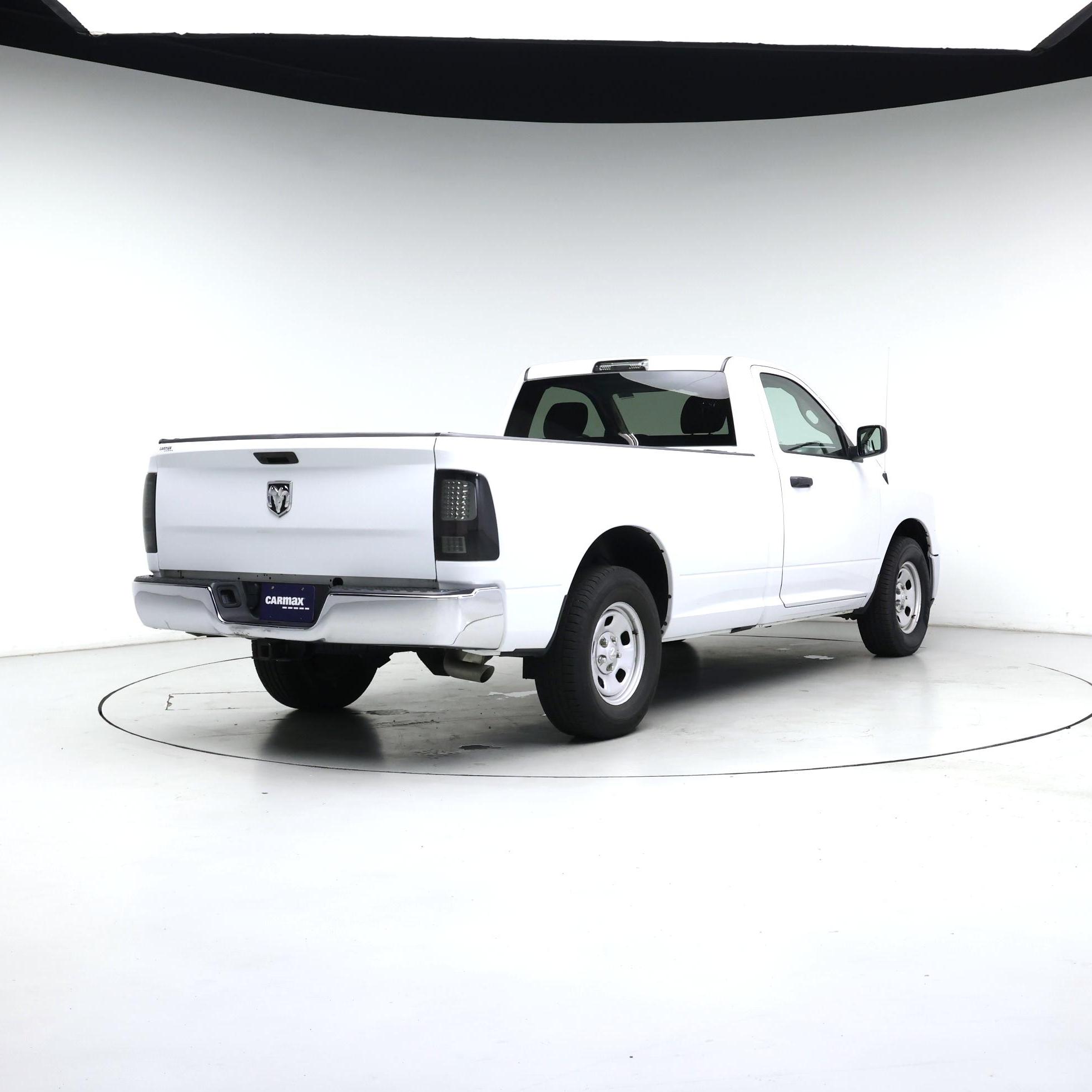 Thumbnail: 2023 RAM 1500 Classic - 8