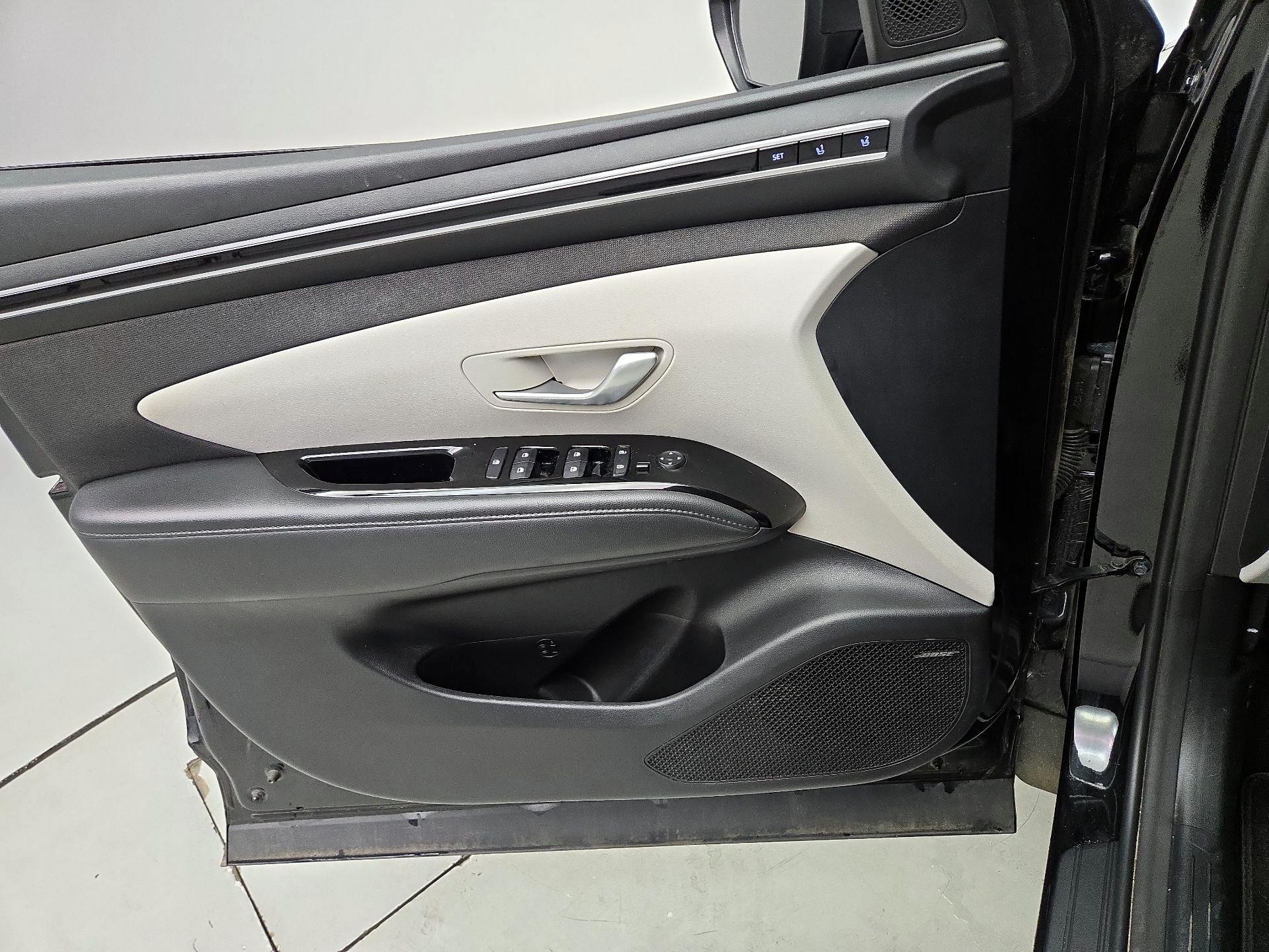 Thumbnail: 2022 Hyundai Tucson - 12