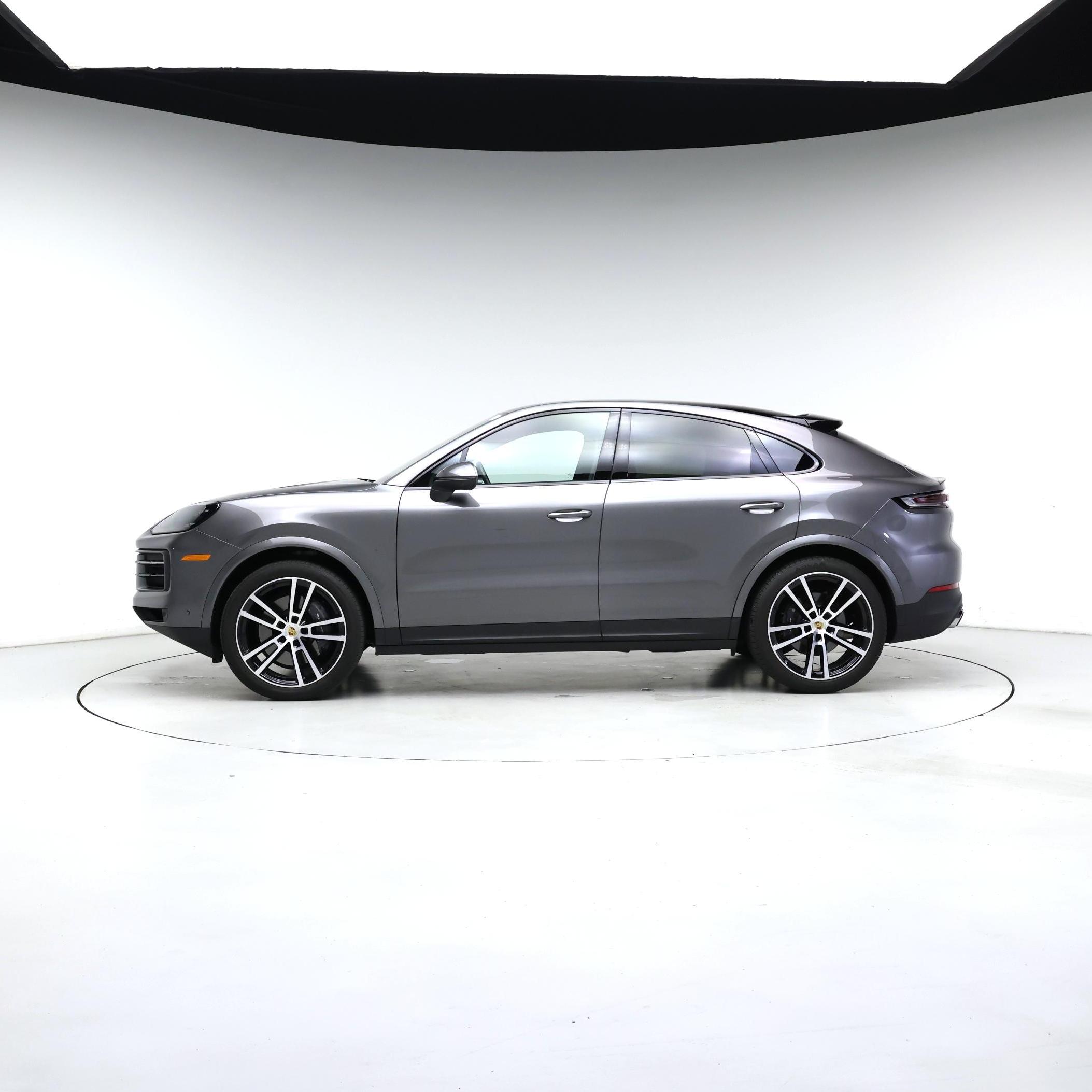 Thumbnail: 2024 Porsche Cayenne - 3