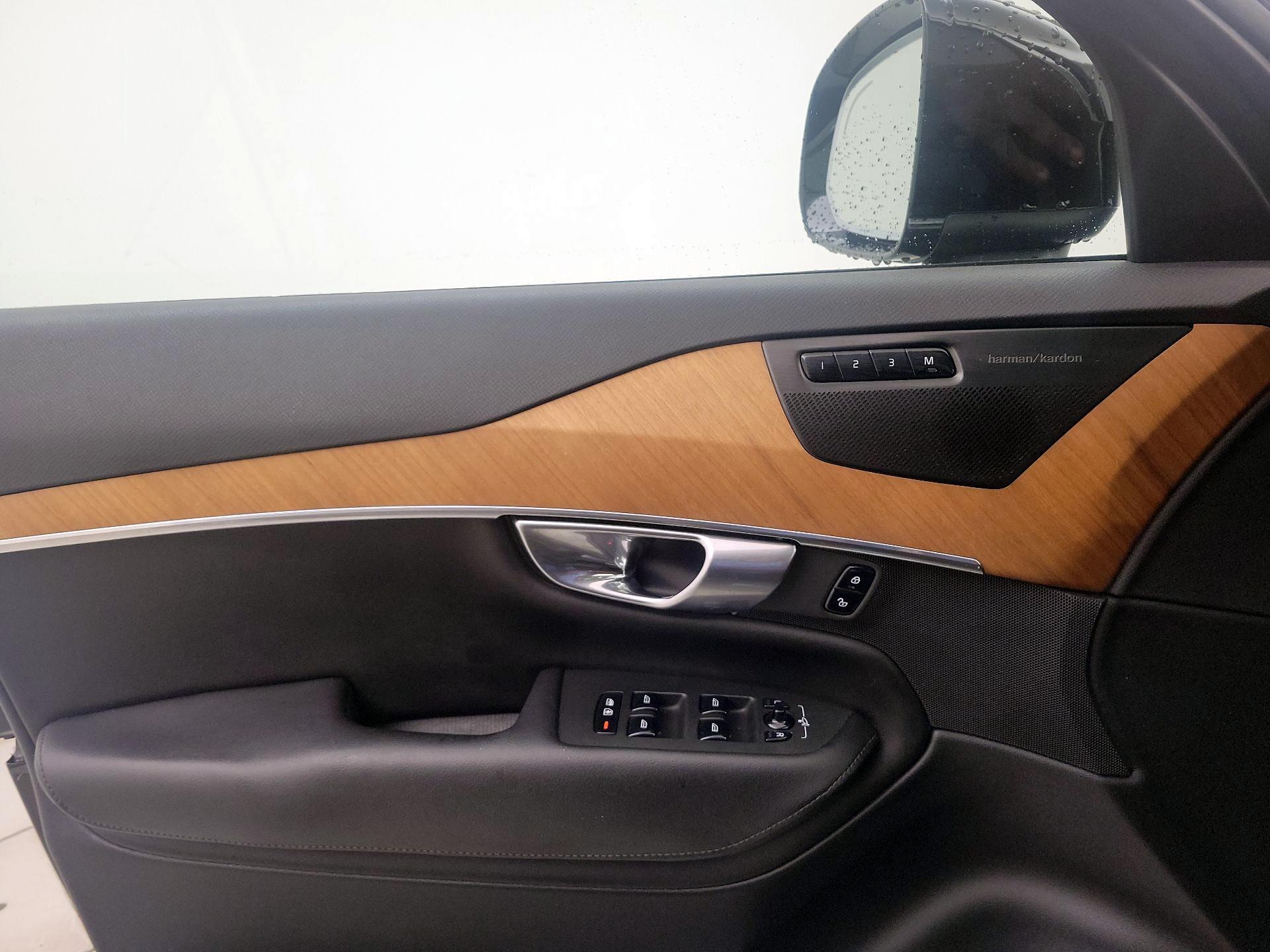 Thumbnail: 2023 Volvo XC90 - 12