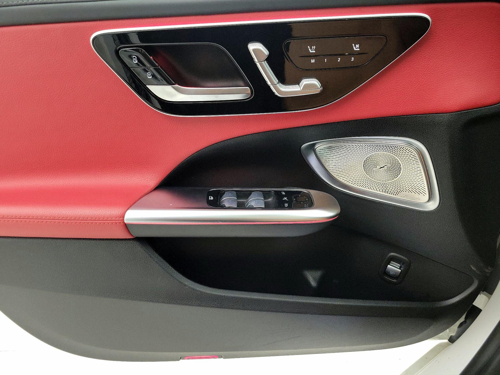 Thumbnail: 2023 Mercedes-Benz C-Class - 12