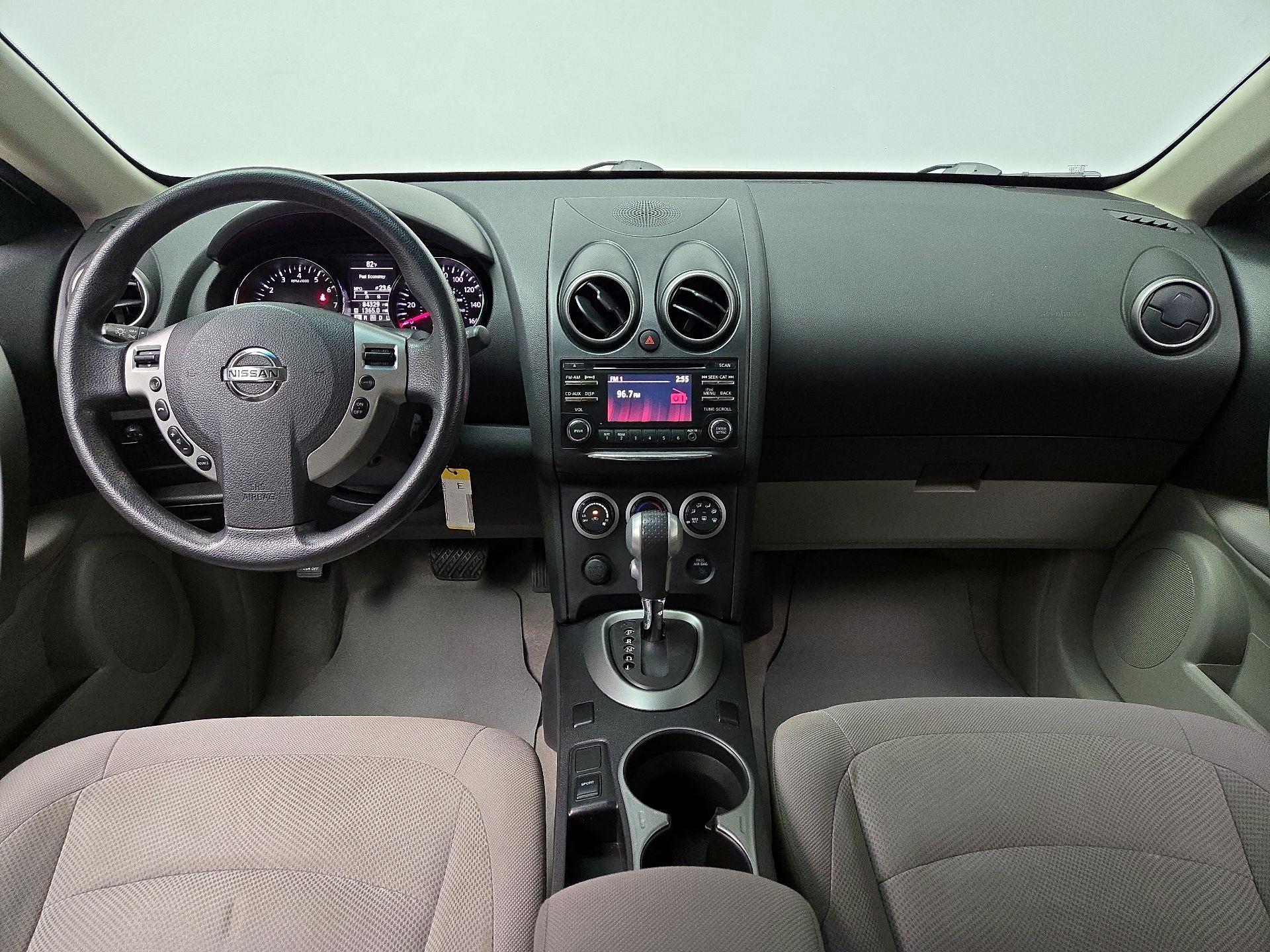 Thumbnail: 2015 Nissan Rogue - 9