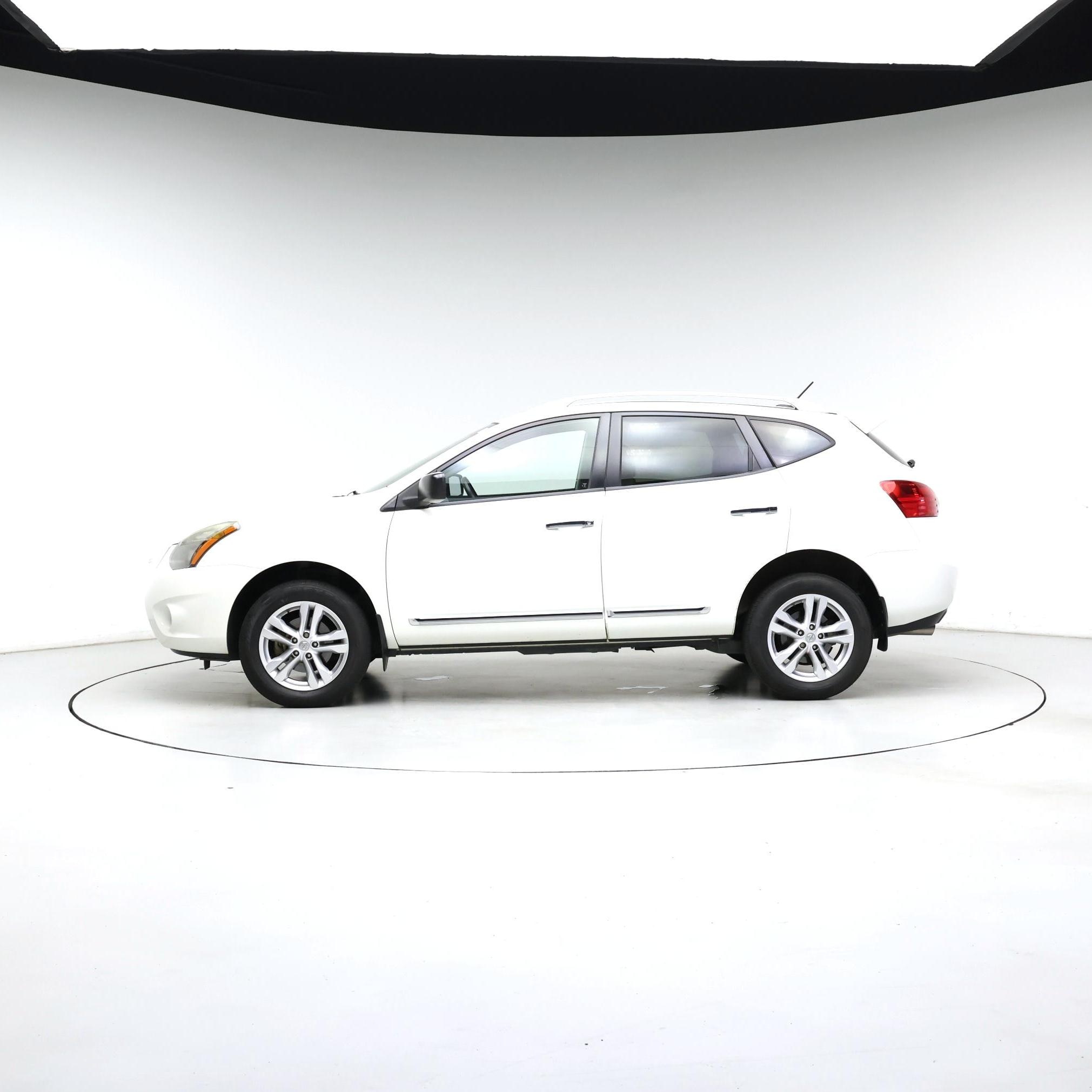 Thumbnail: 2015 Nissan Rogue - 3