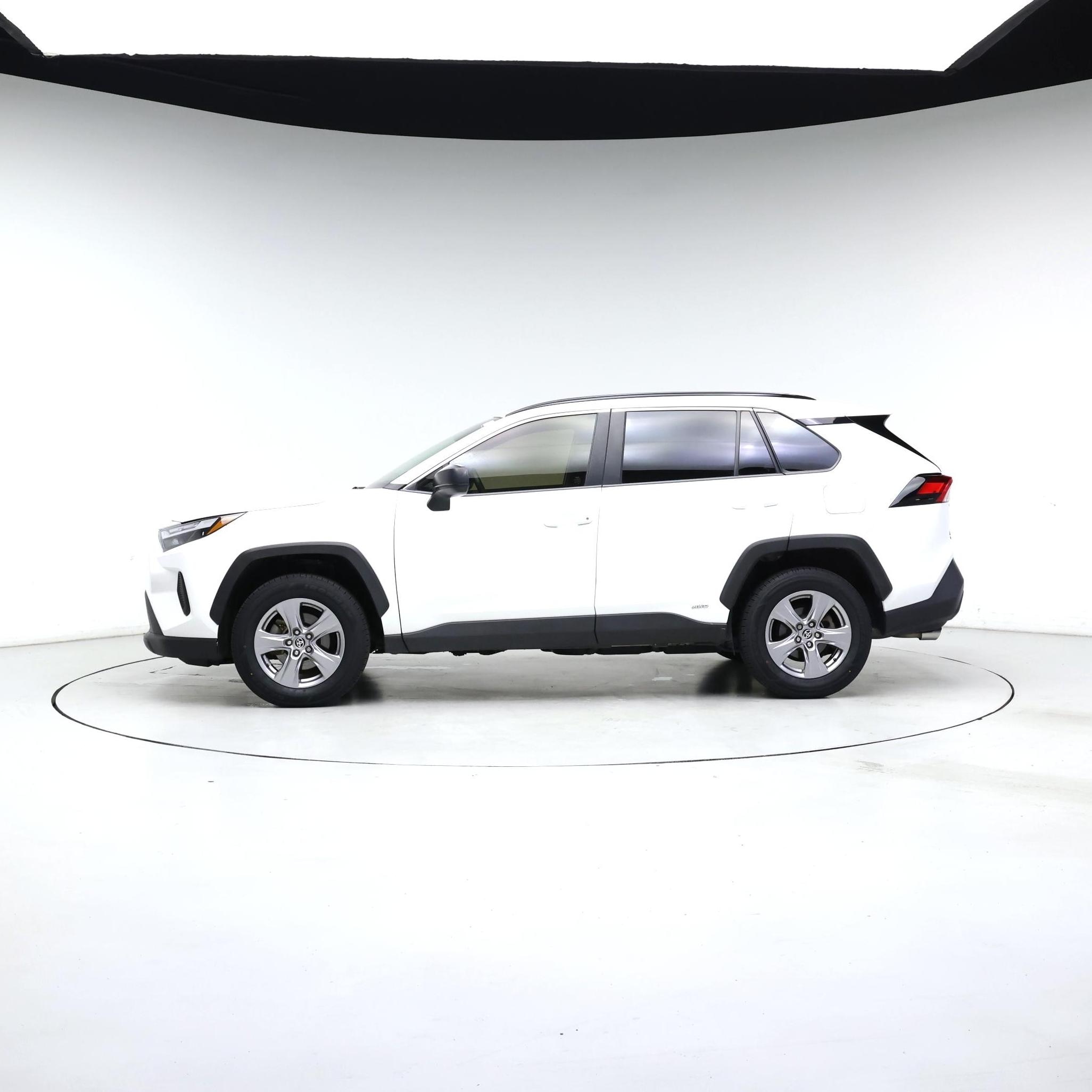 Thumbnail: 2023 Toyota RAV4 - 3