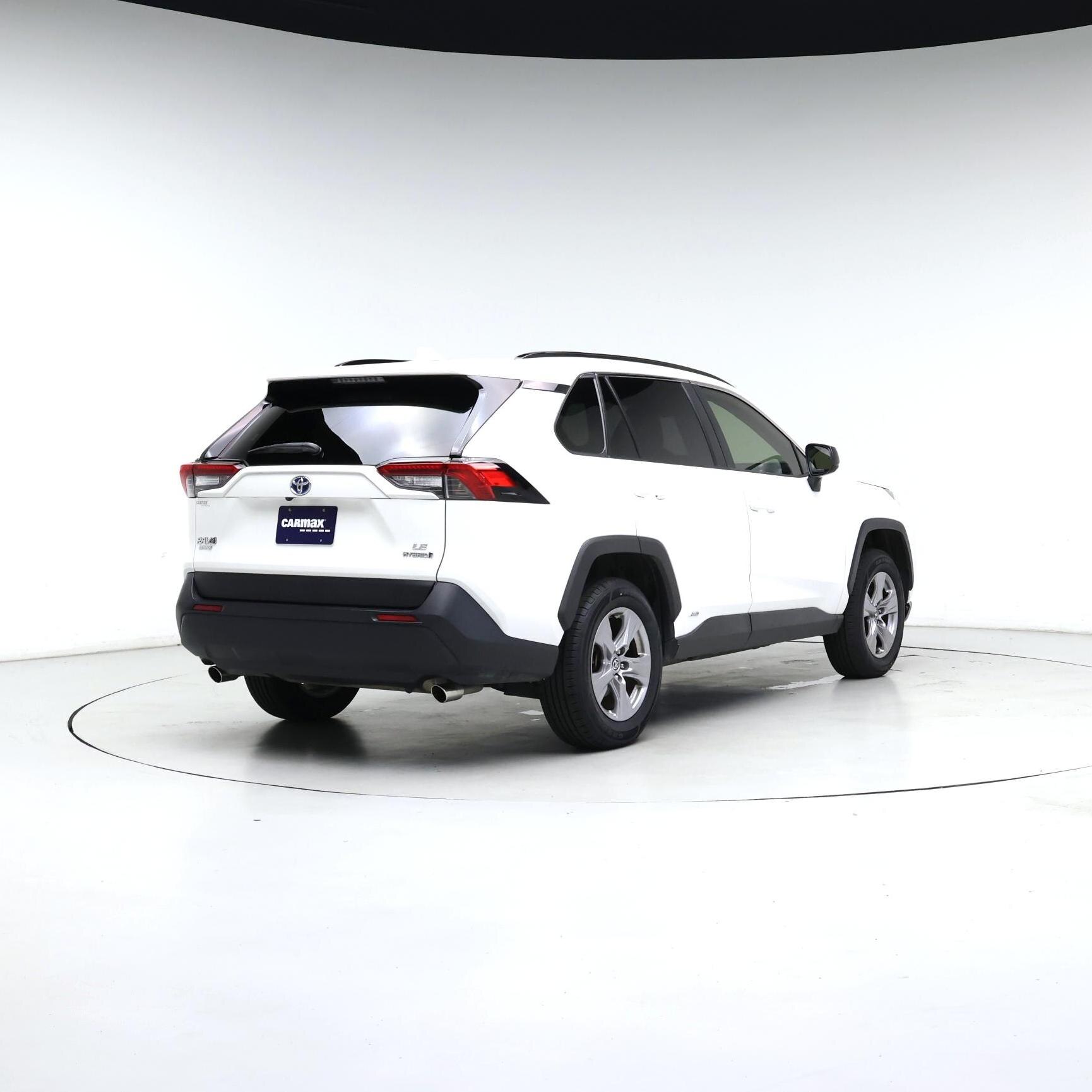 Thumbnail: 2023 Toyota RAV4 - 8