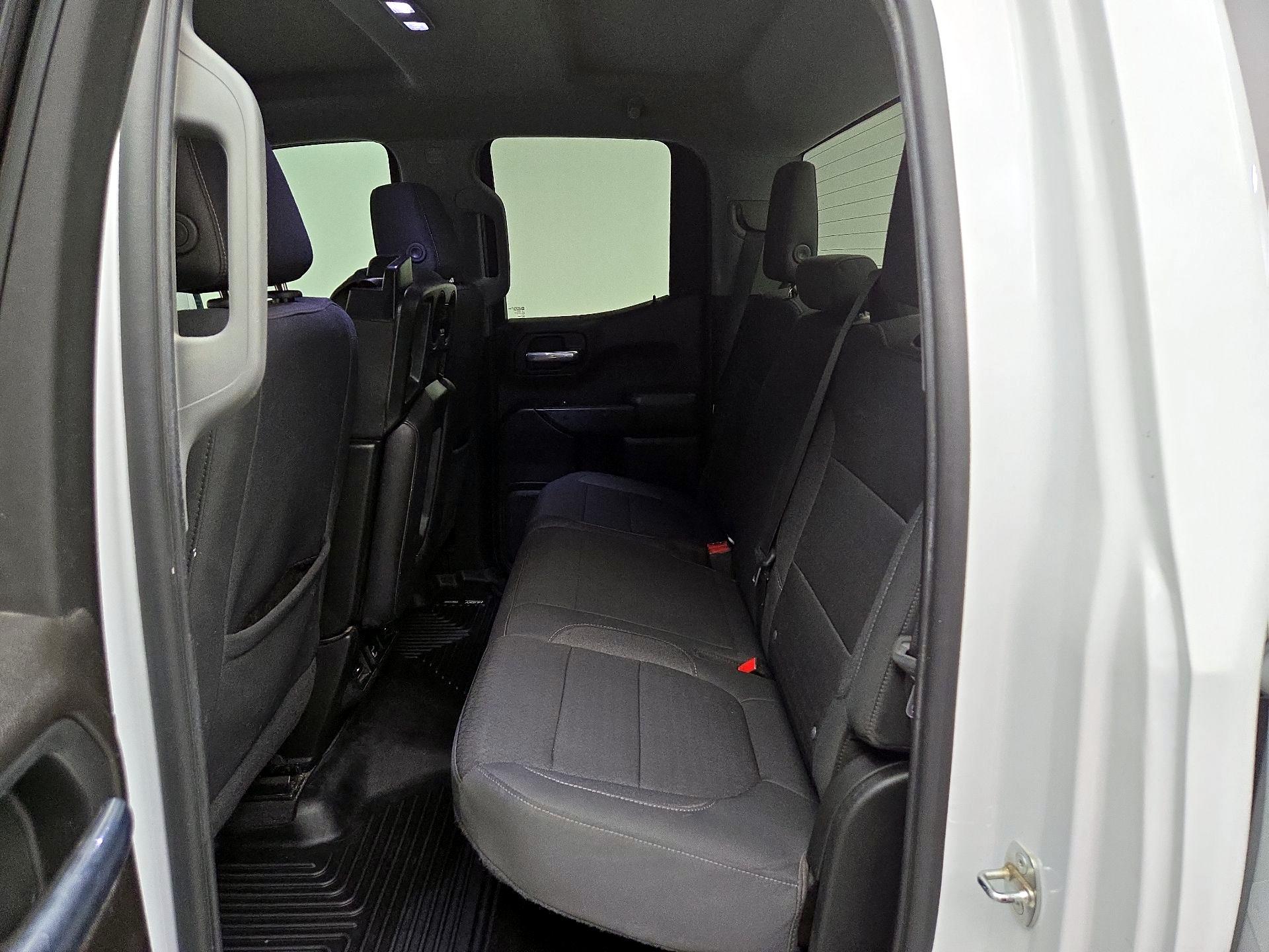 Thumbnail: 2020 Chevrolet Silverado 1500 - 19