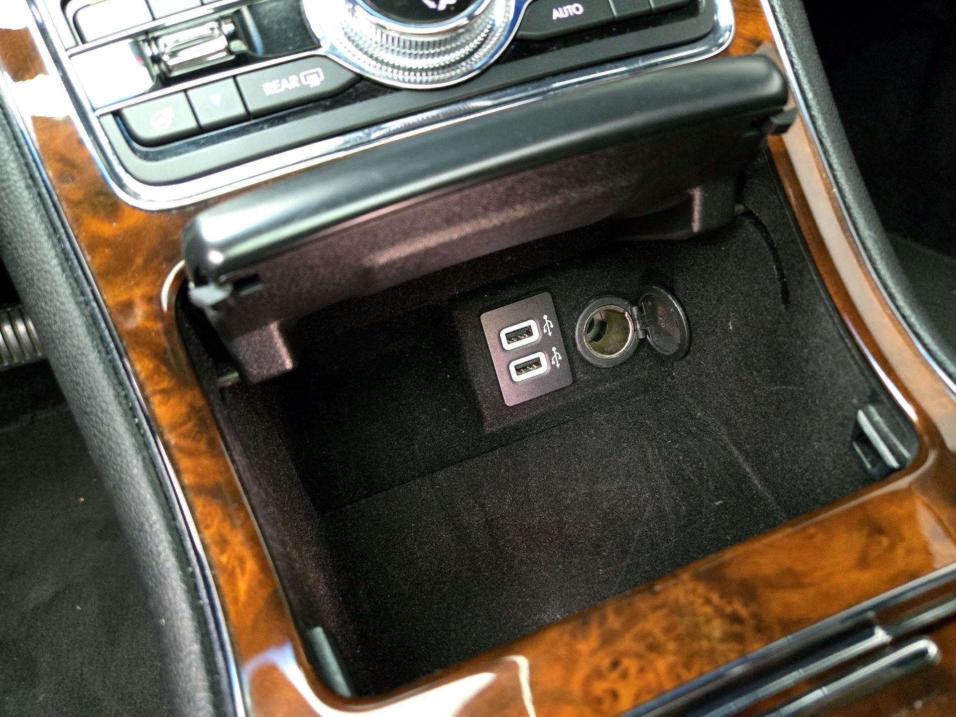 Thumbnail: 2018 Lincoln Continental - 19