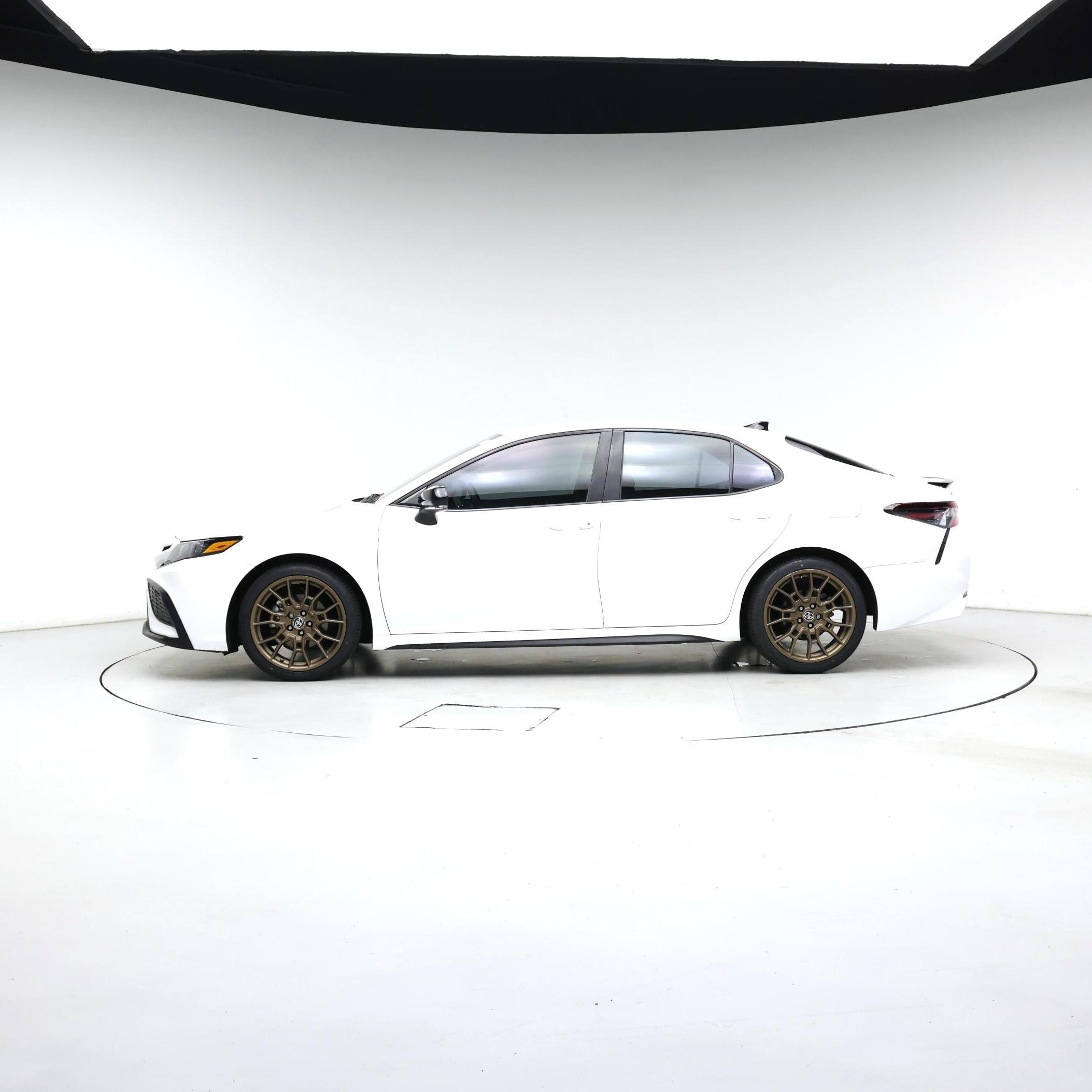 Thumbnail: 2023 Toyota Camry - 3