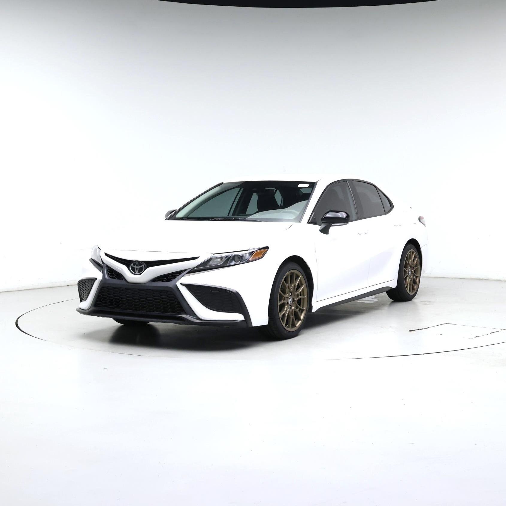 Thumbnail: 2023 Toyota Camry - 4