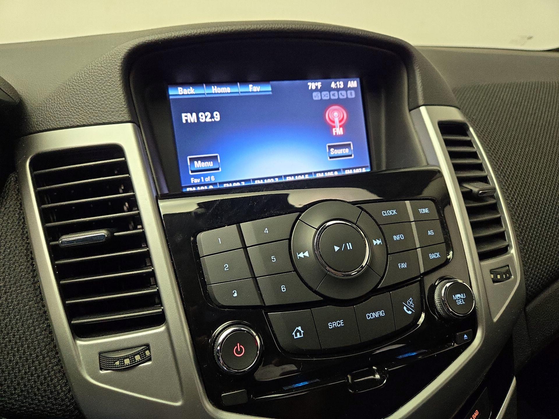 Thumbnail: 2016 Chevrolet Cruze - 15
