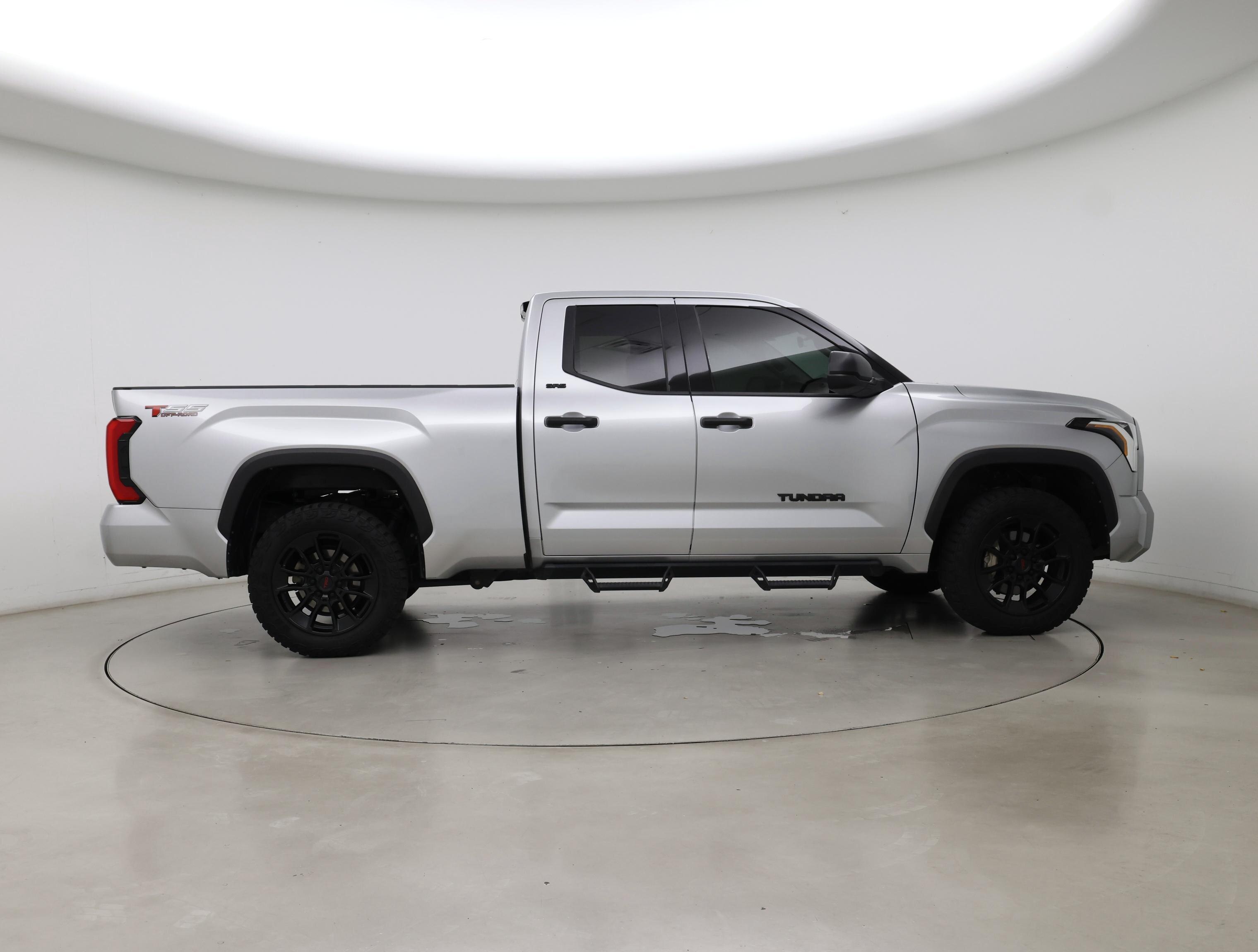 Thumbnail: 2023 Toyota Tundra - 7