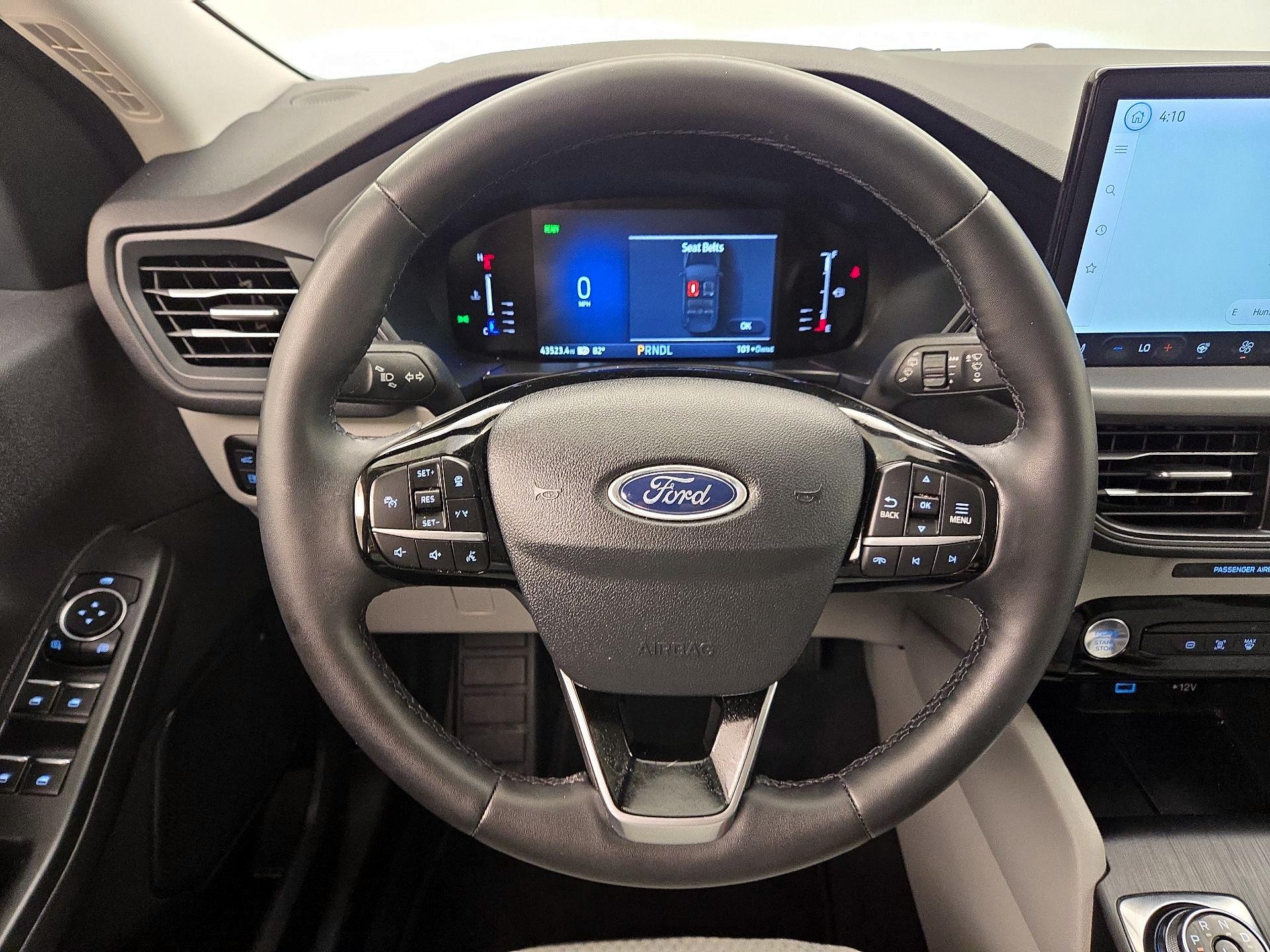 Thumbnail: 2023 Ford Escape - 10