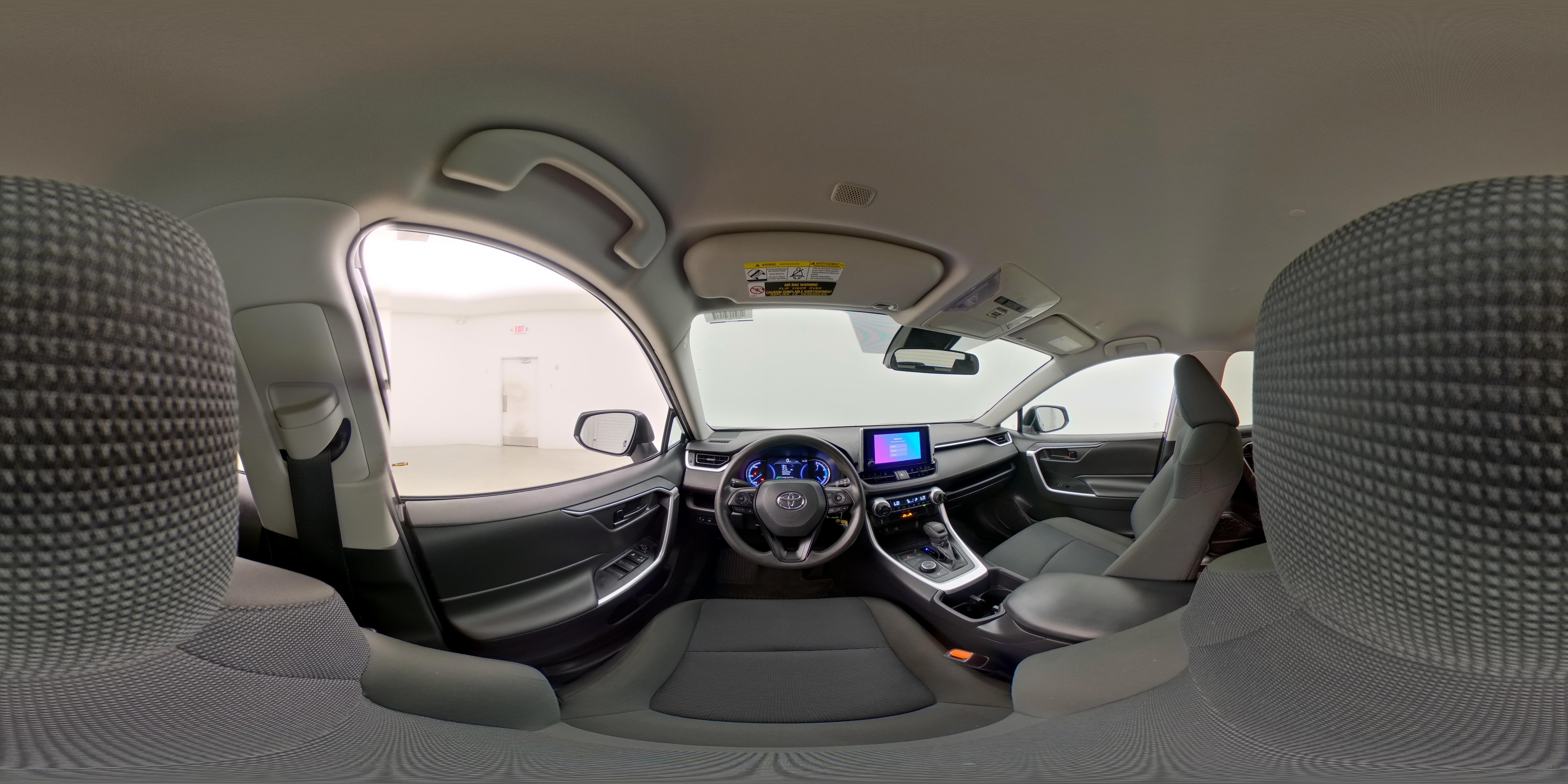 2024 Toyota RAV4 LE - Photo 26