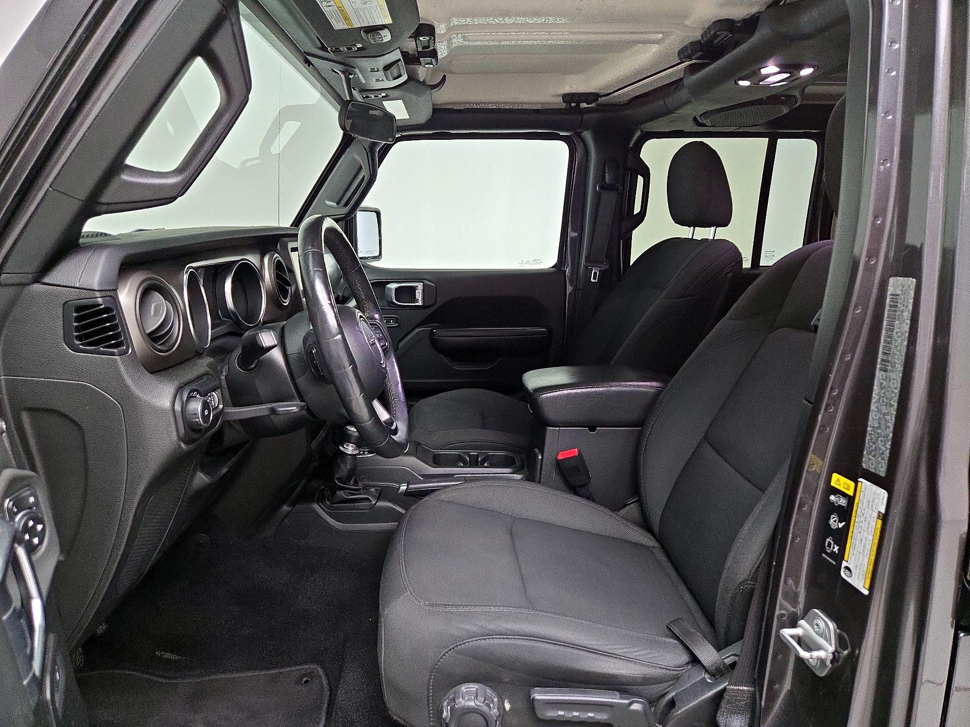 Thumbnail: 2020 Jeep Wrangler - 11