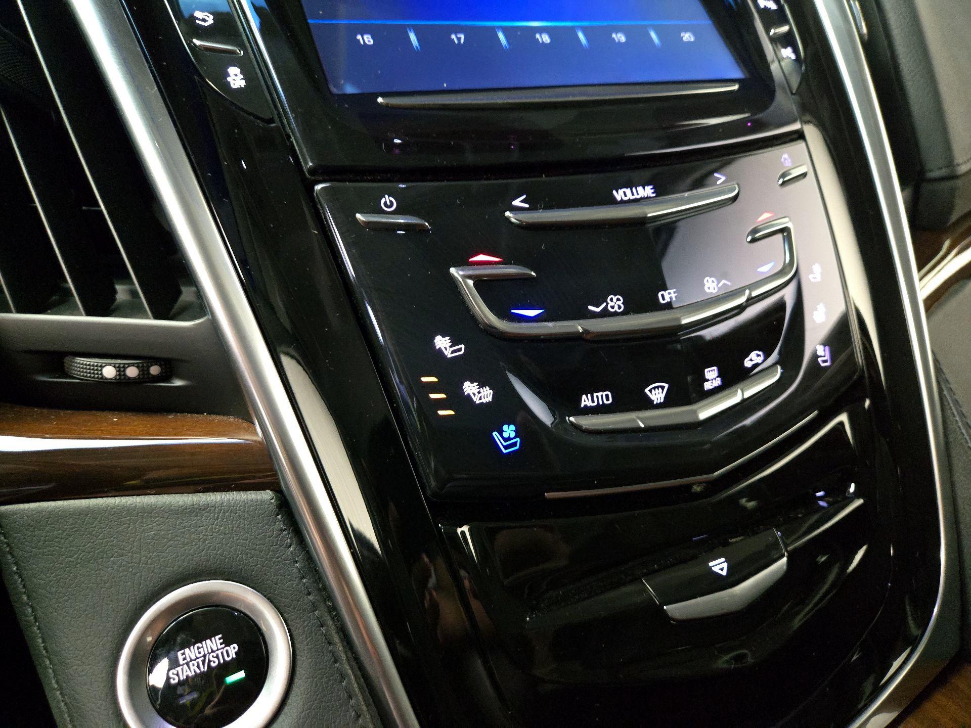 Thumbnail: 2019 Cadillac Escalade - 16