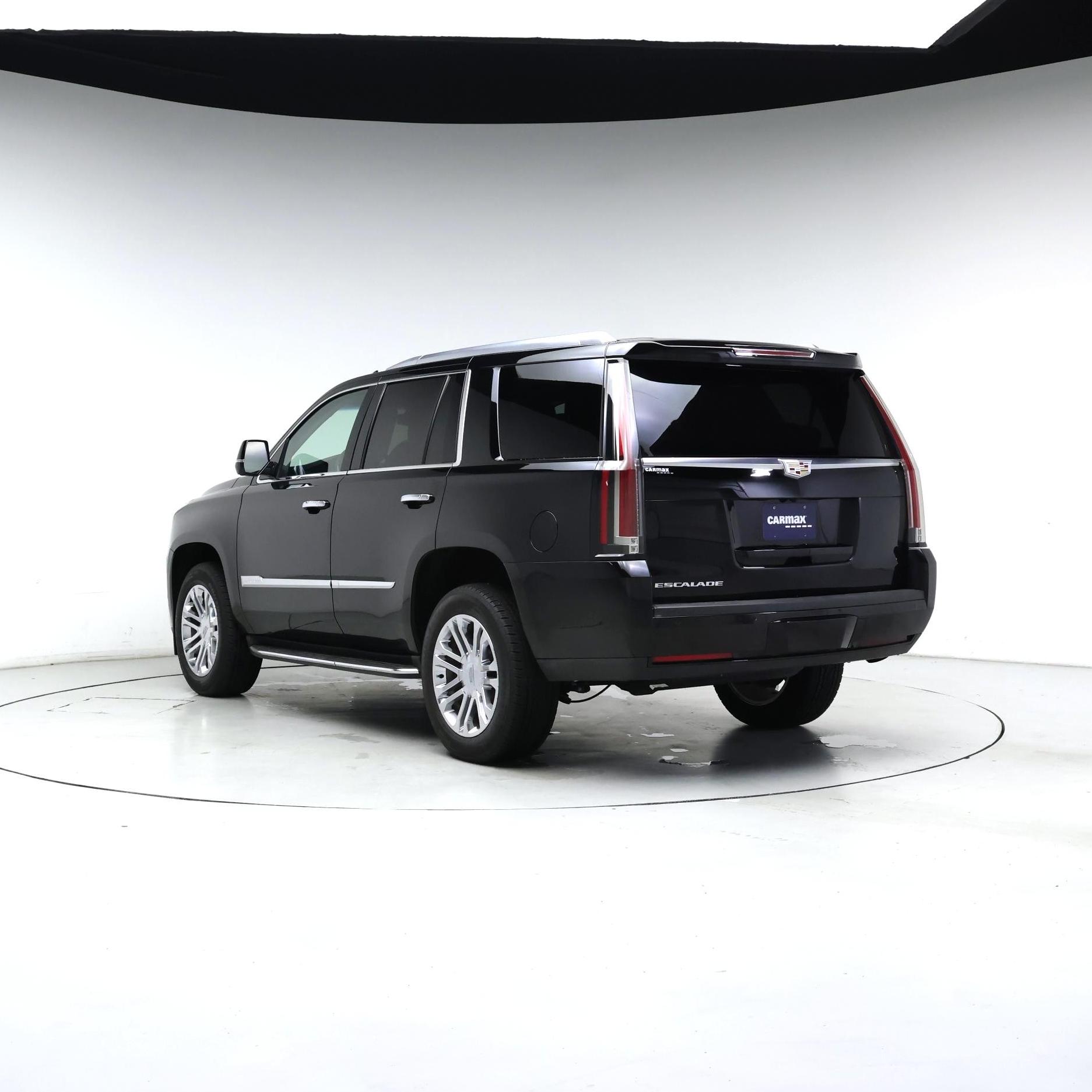Thumbnail: 2019 Cadillac Escalade - 2