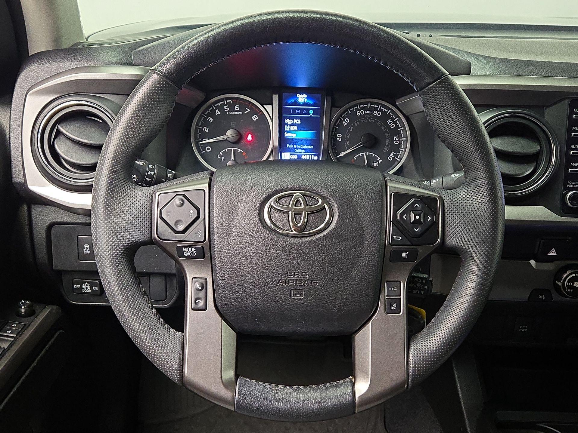 Thumbnail: 2022 Toyota Tacoma - 10