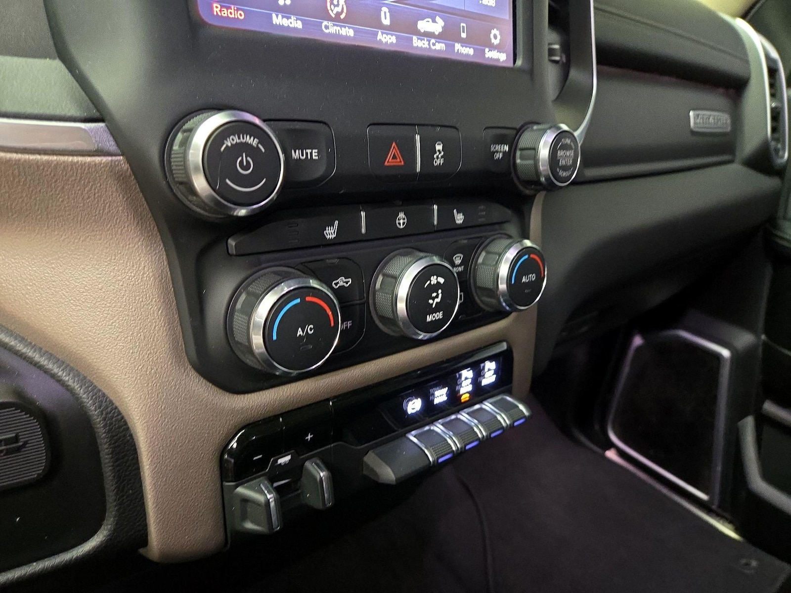 2020 RAM Ram 2500 Pickup Laramie - Photo 17