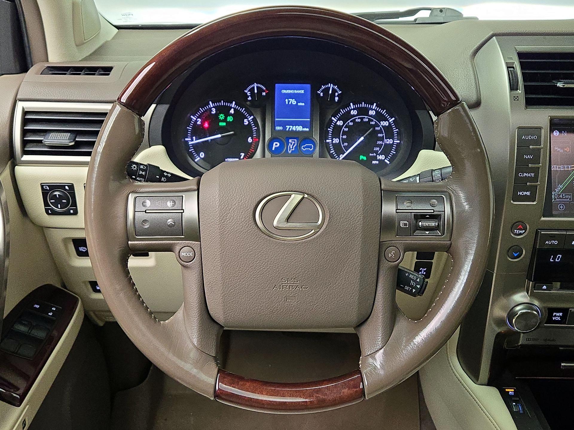 Thumbnail: 2015 Lexus GX - 10