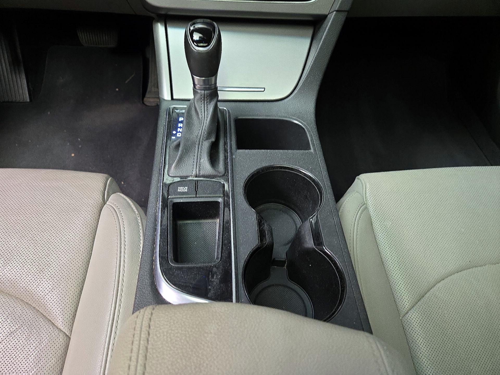 Thumbnail: 2015 Hyundai Sonata - 18