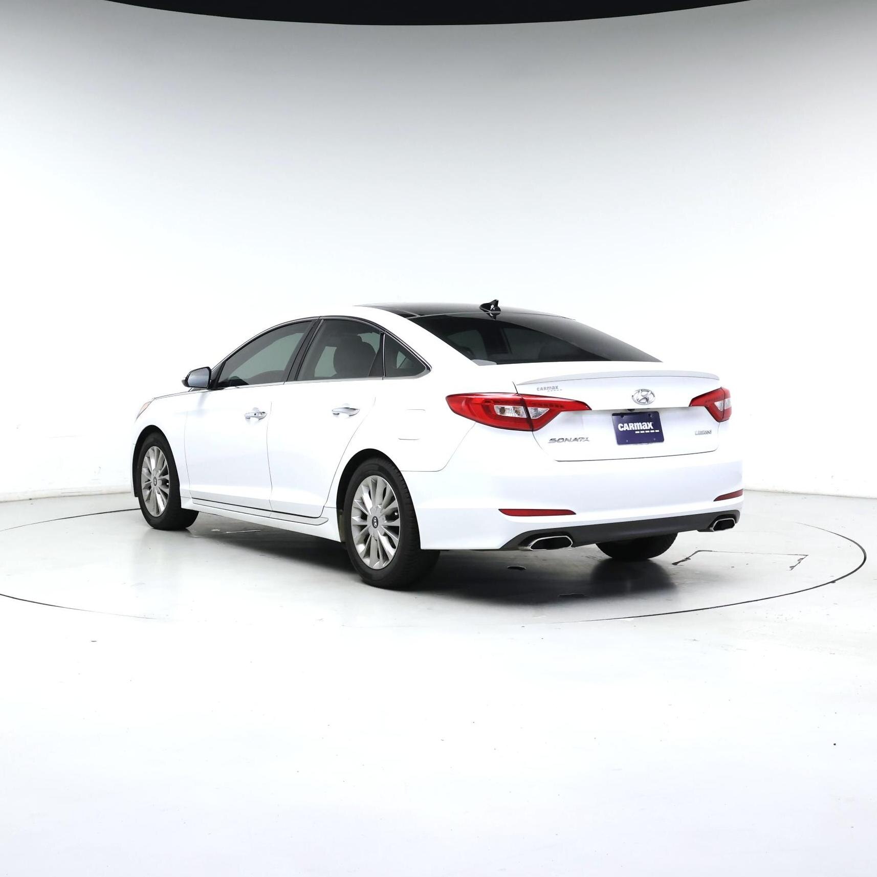 Thumbnail: 2015 Hyundai Sonata - 2