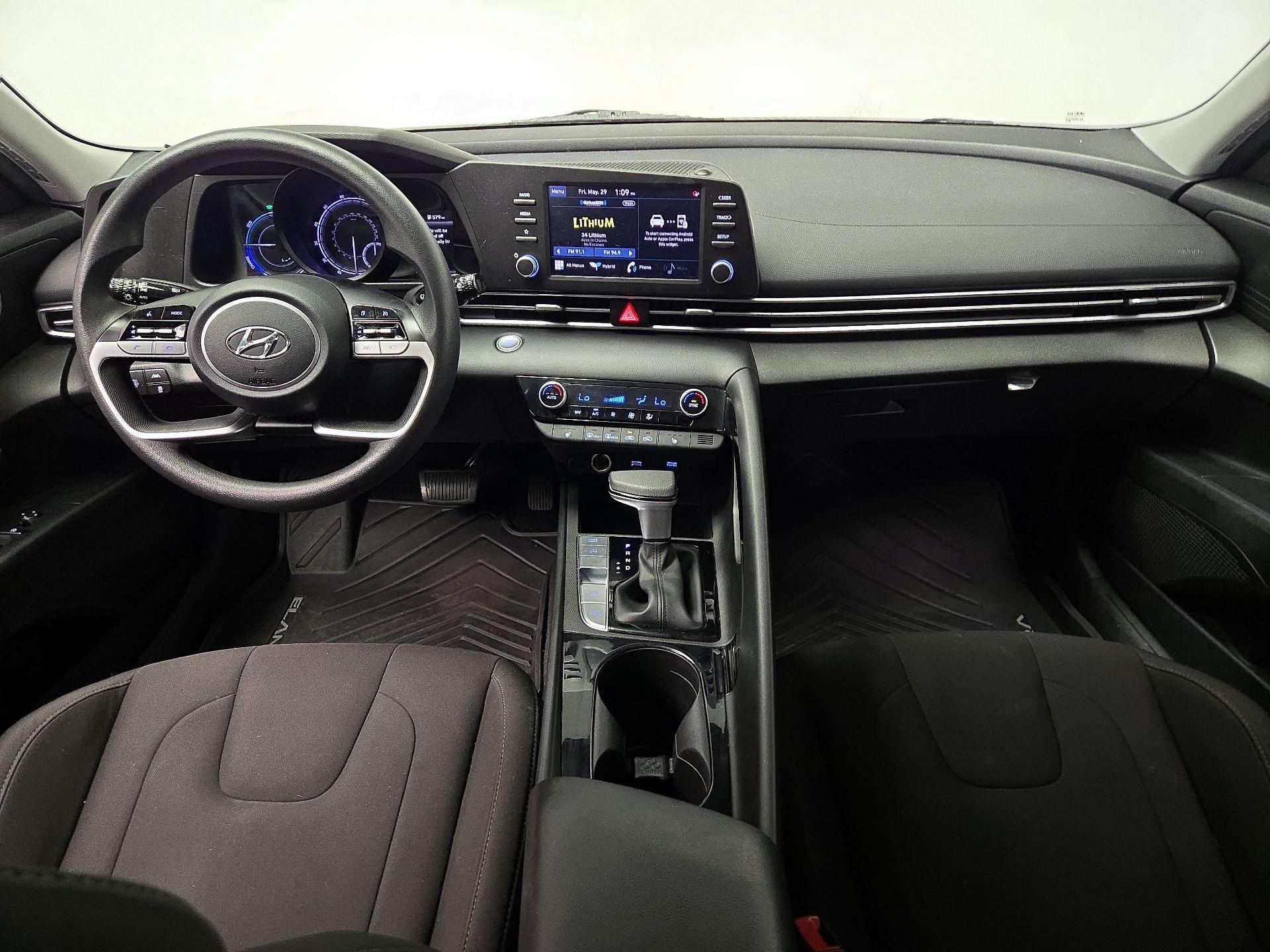 Thumbnail: 2023 Hyundai Elantra - 9