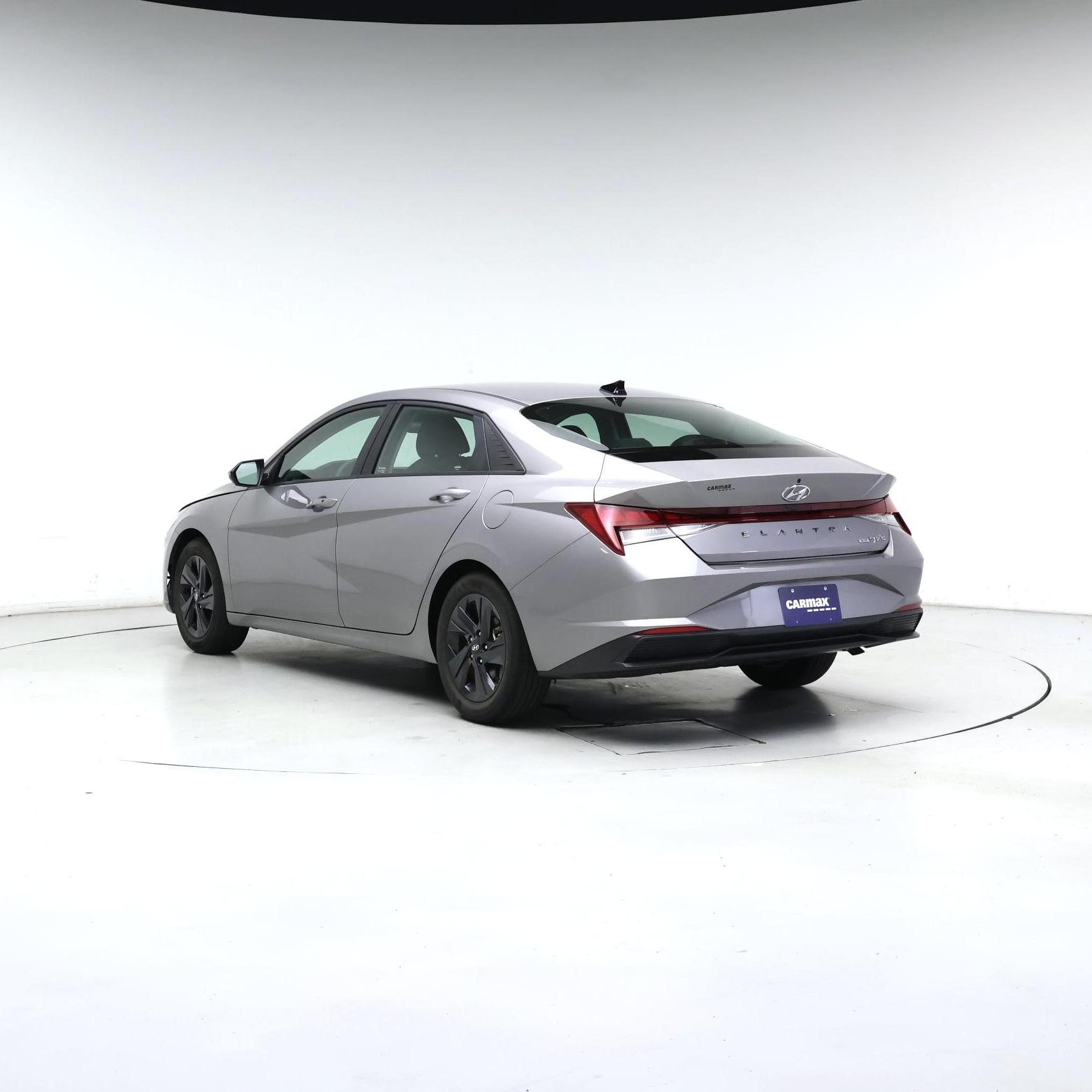 Thumbnail: 2023 Hyundai Elantra - 2