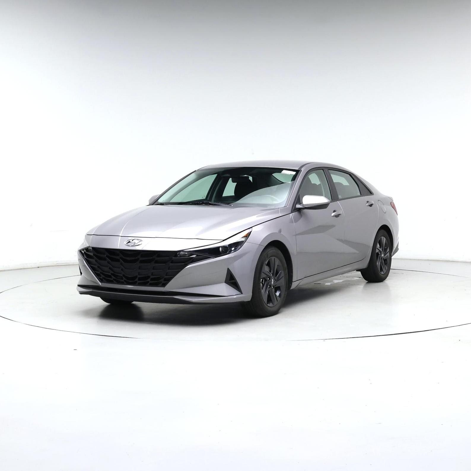 Thumbnail: 2023 Hyundai Elantra - 4