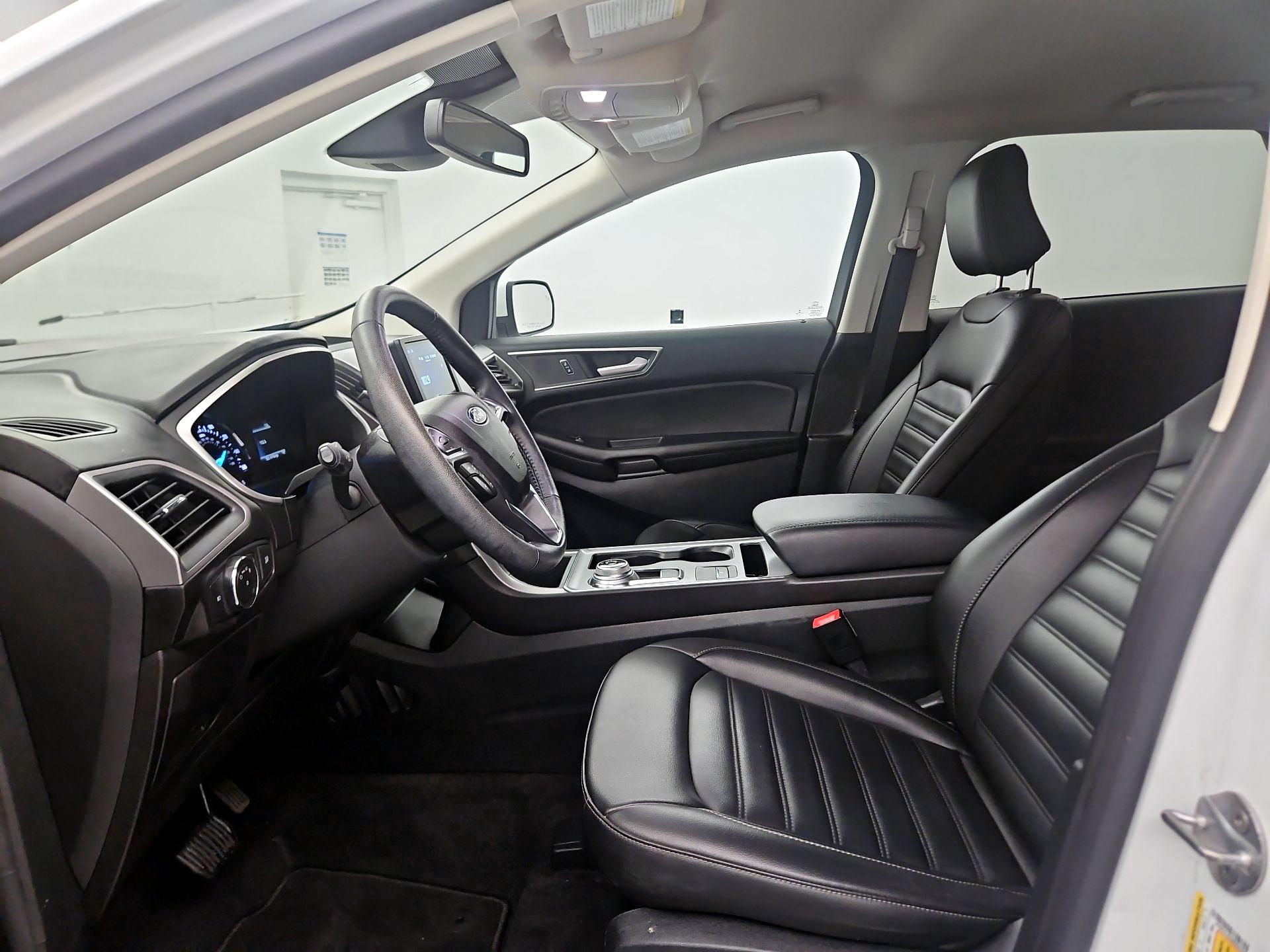 Thumbnail: 2021 Ford Edge - 9