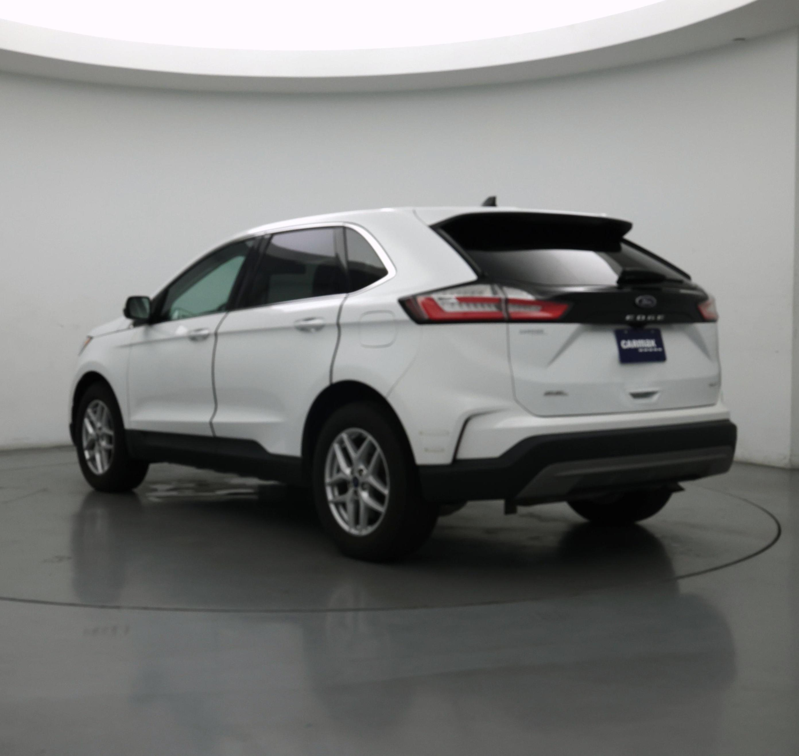 Thumbnail: 2021 Ford Edge - 2