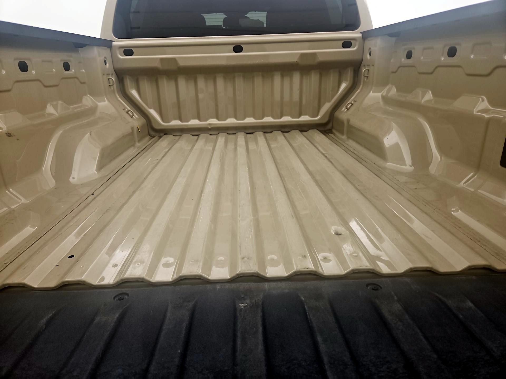 Thumbnail: 2023 Chevrolet Colorado - 20